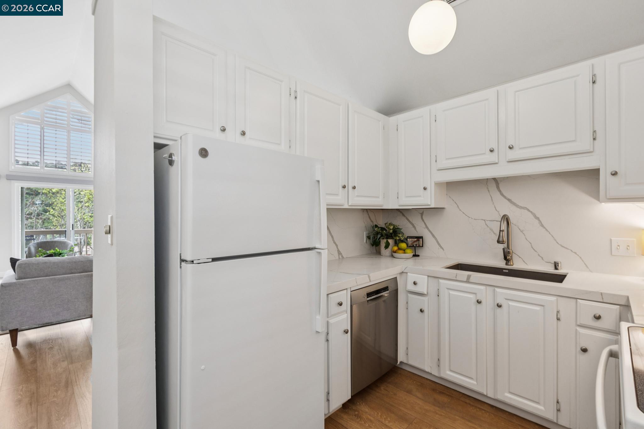 Photo #12: 41128967 Listing: Photo #12