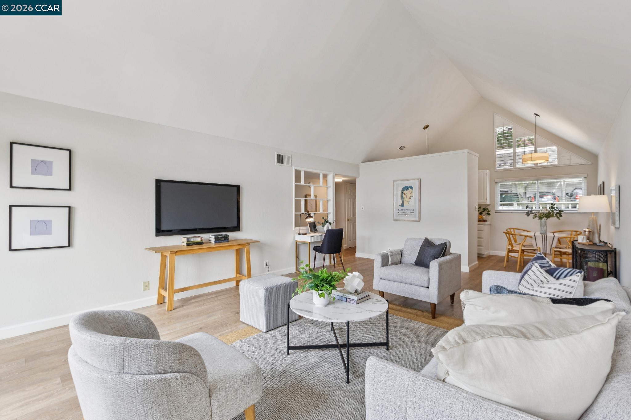 Photo #9: 41128967 Listing: Photo #9