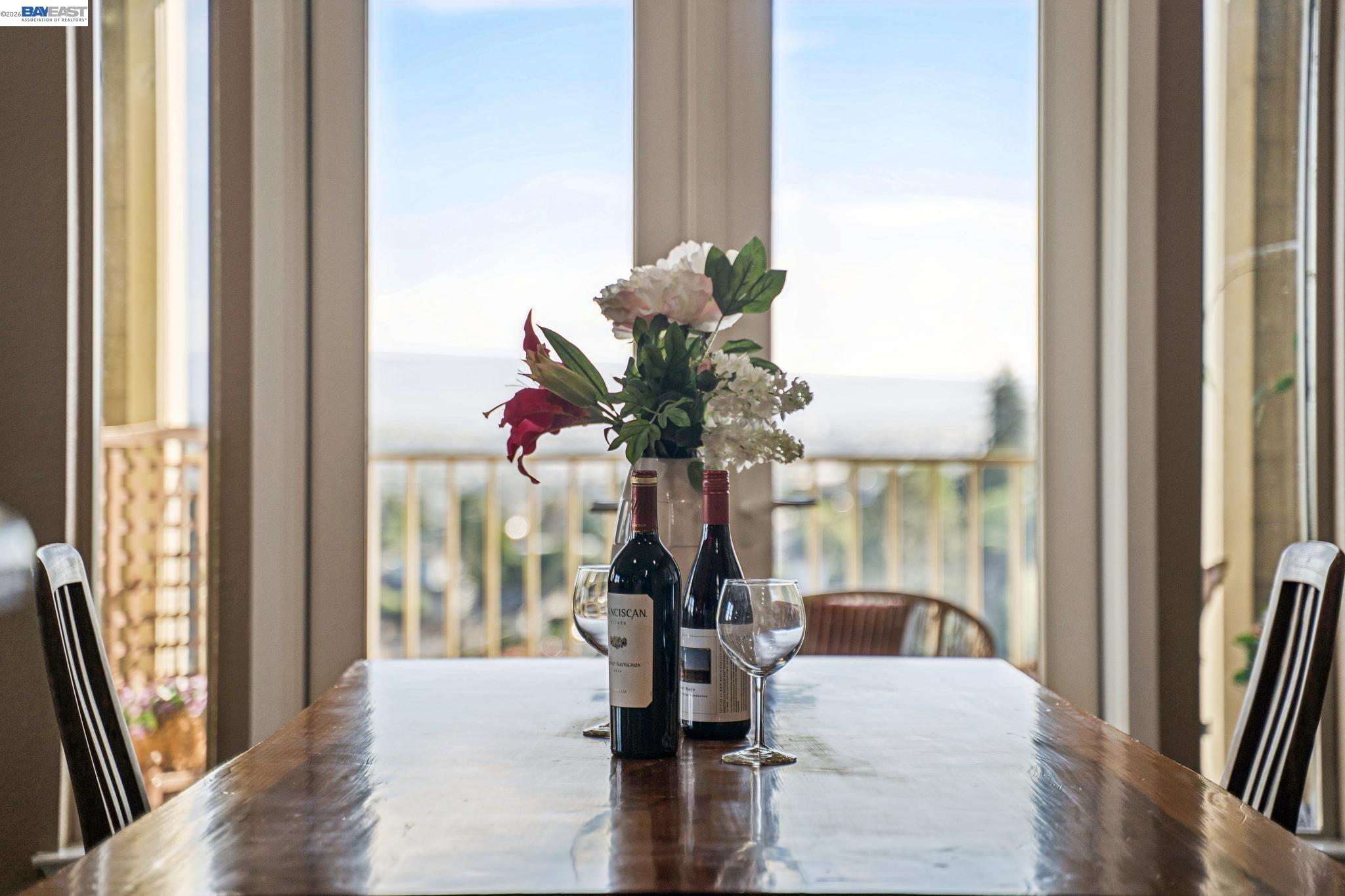 Detail Gallery Image 13 of 42 For 6403 Blue Rock Ct, Oakland,  CA 94605 - 3 Beds | 2/1 Baths