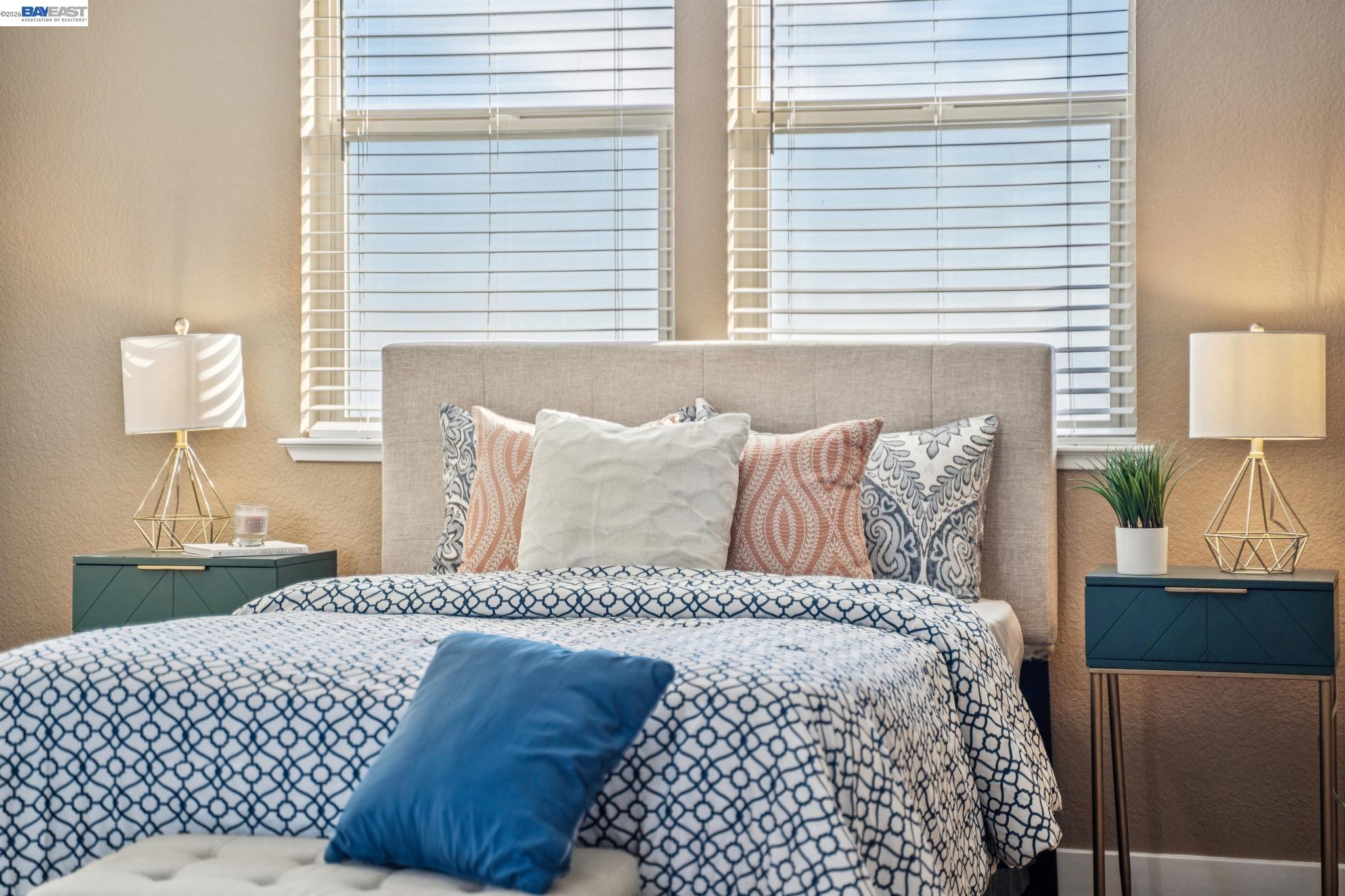 Detail Gallery Image 27 of 42 For 6403 Blue Rock Ct, Oakland,  CA 94605 - 3 Beds | 2/1 Baths