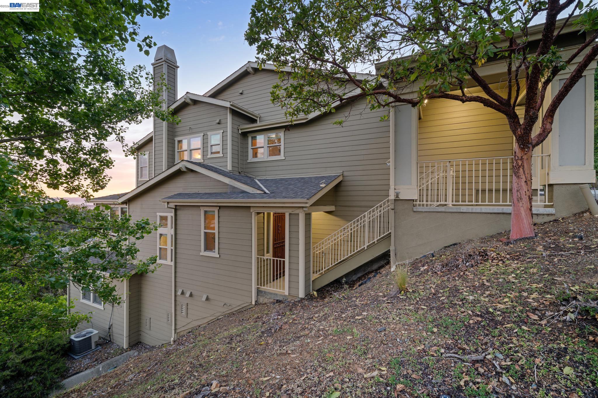 Detail Gallery Image 37 of 42 For 6403 Blue Rock Ct, Oakland,  CA 94605 - 3 Beds | 2/1 Baths