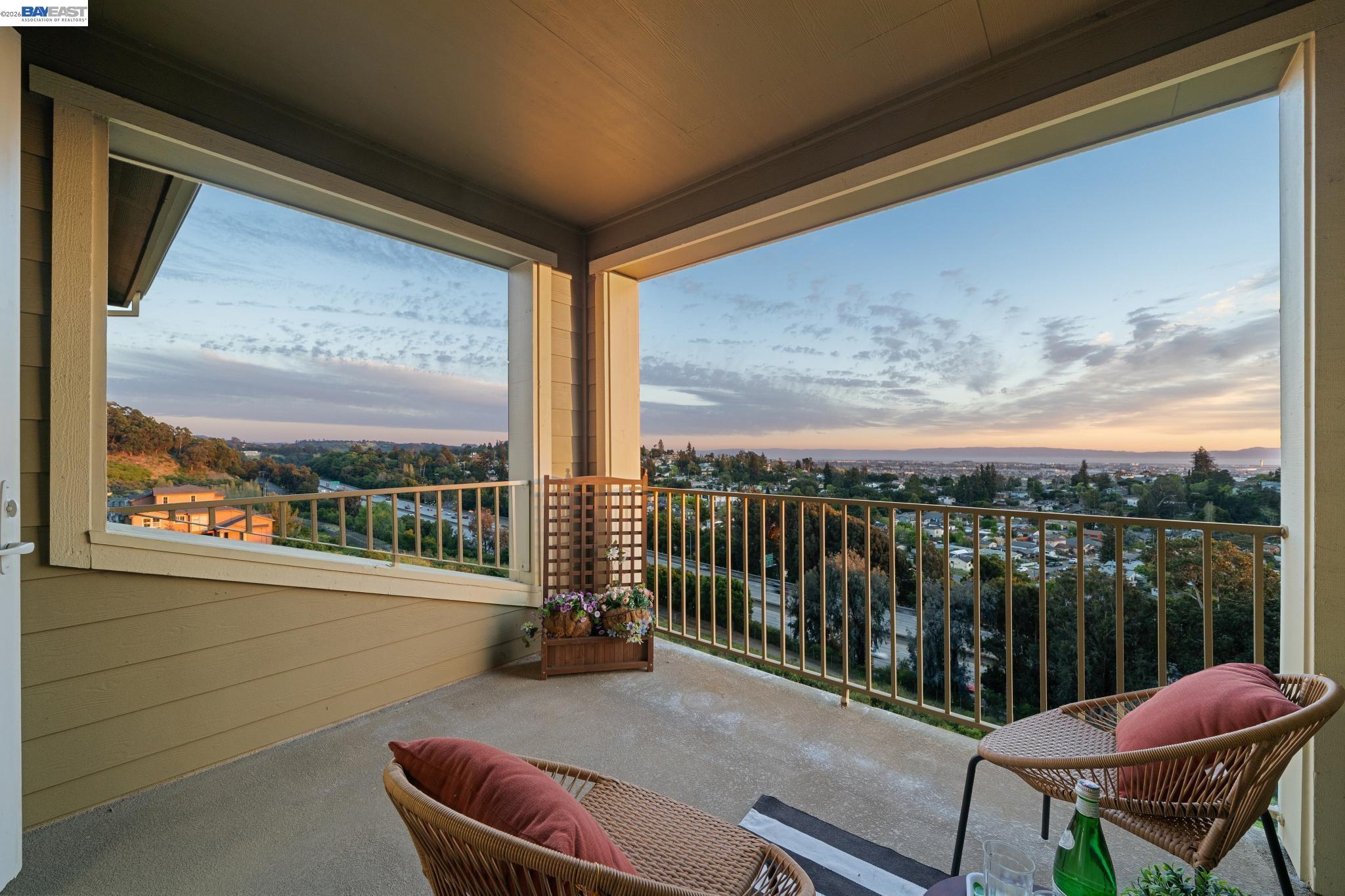 Detail Gallery Image 39 of 42 For 6403 Blue Rock Ct, Oakland,  CA 94605 - 3 Beds | 2/1 Baths
