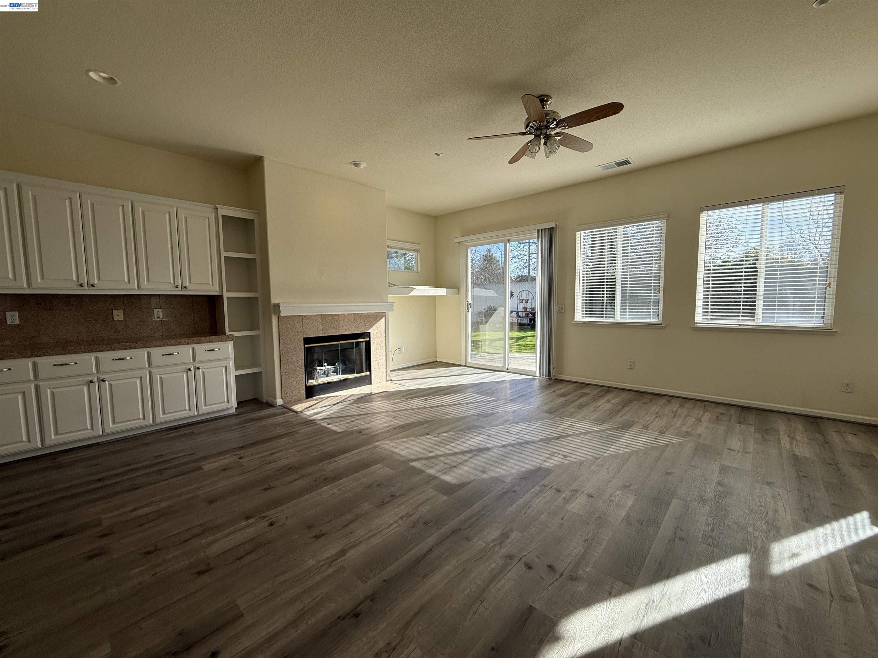 Detail Gallery Image 10 of 33 For 2946 Bresso Dr, Livermore,  CA 94550 - 5 Beds | 3 Baths