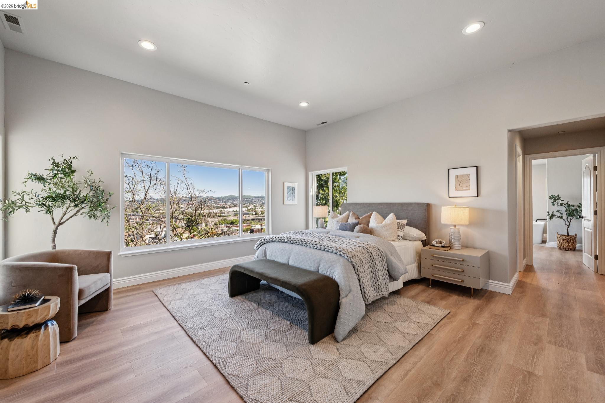 Detail Gallery Image 12 of 54 For 312-314 Golden Gate Ave, Richmond,  CA 94801 - – Beds | – Baths