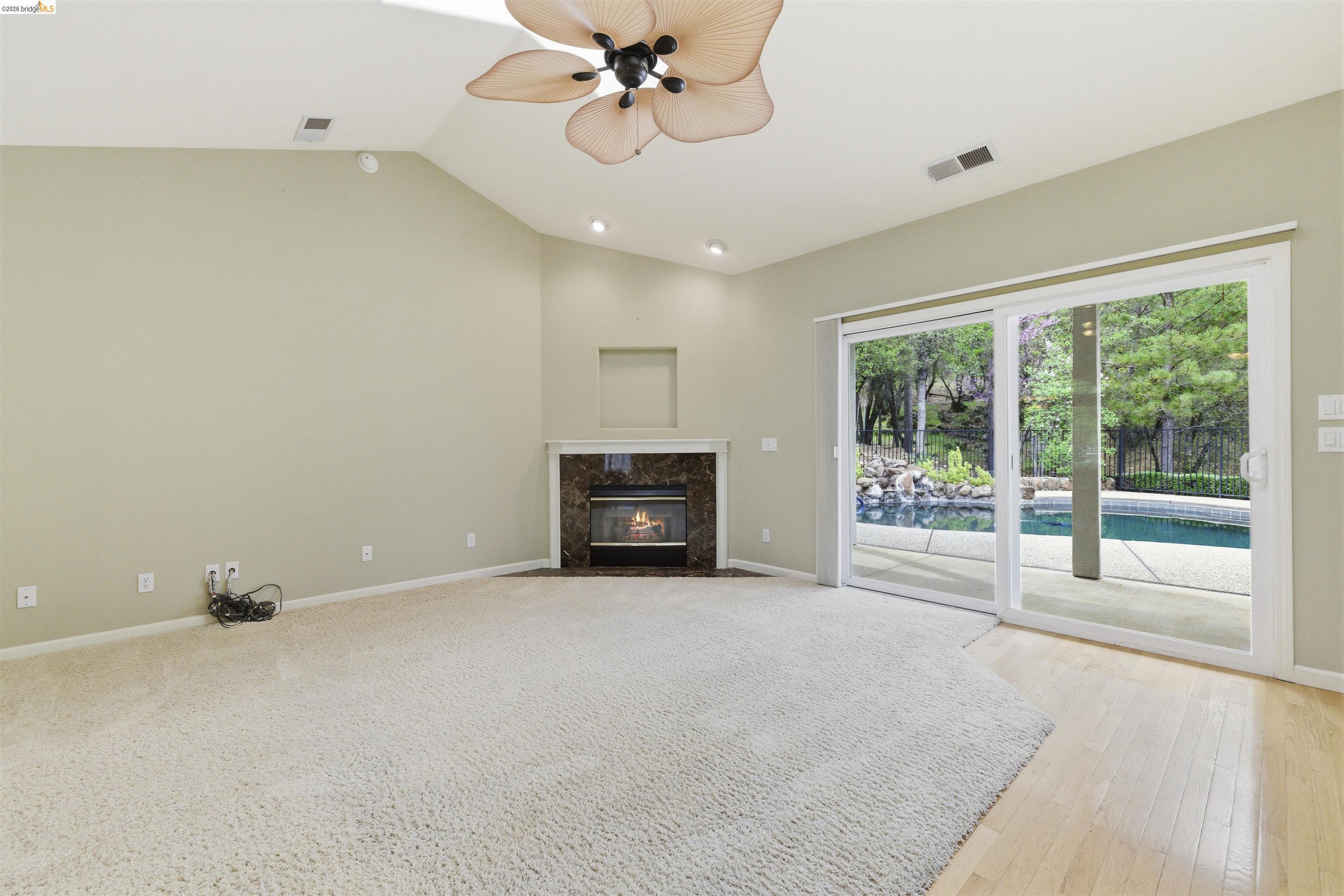 Detail Gallery Image 19 of 56 For 19035 Apple Valley Dr, Sonora,  CA 95370 - 4 Beds | 2 Baths