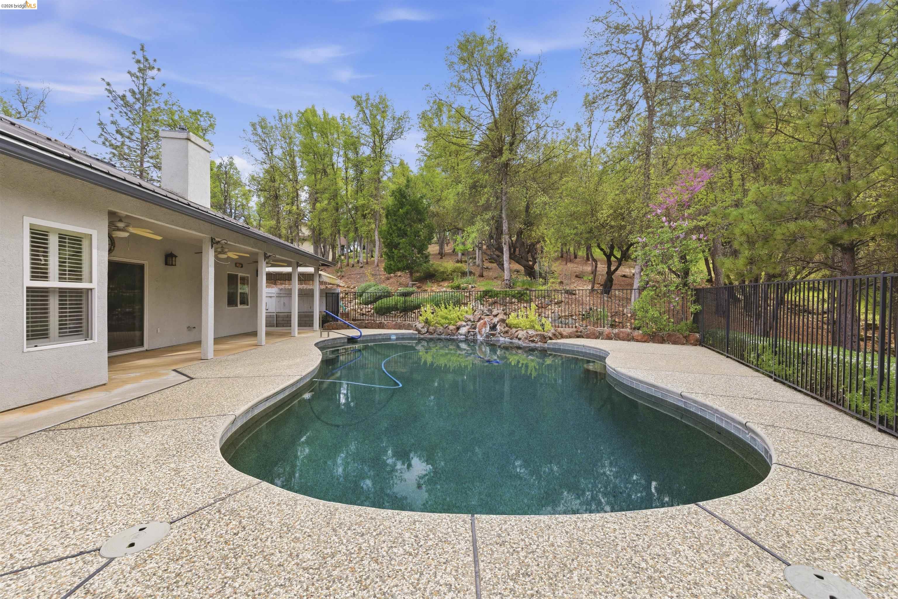 Detail Gallery Image 42 of 56 For 19035 Apple Valley Dr, Sonora,  CA 95370 - 4 Beds | 2 Baths