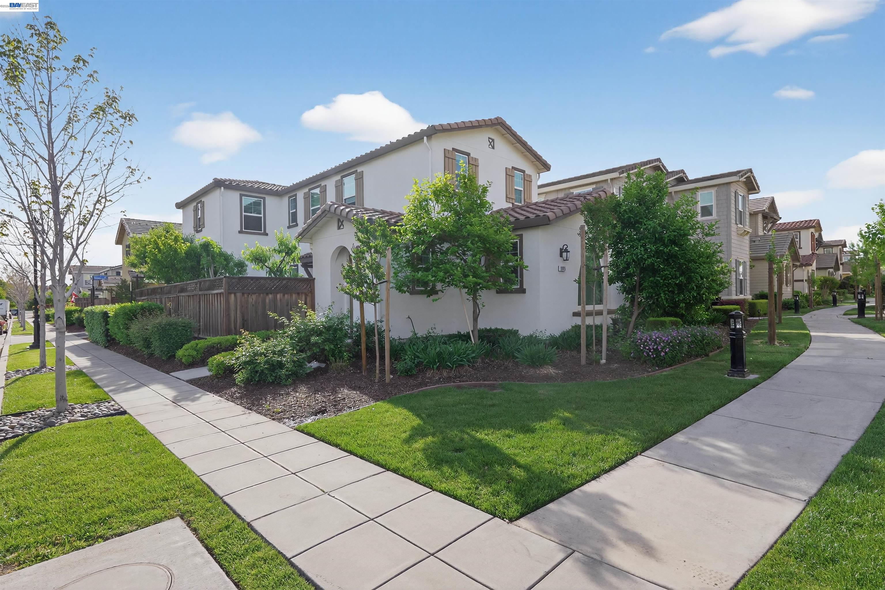 Front Image Thumbnail for BE41128974