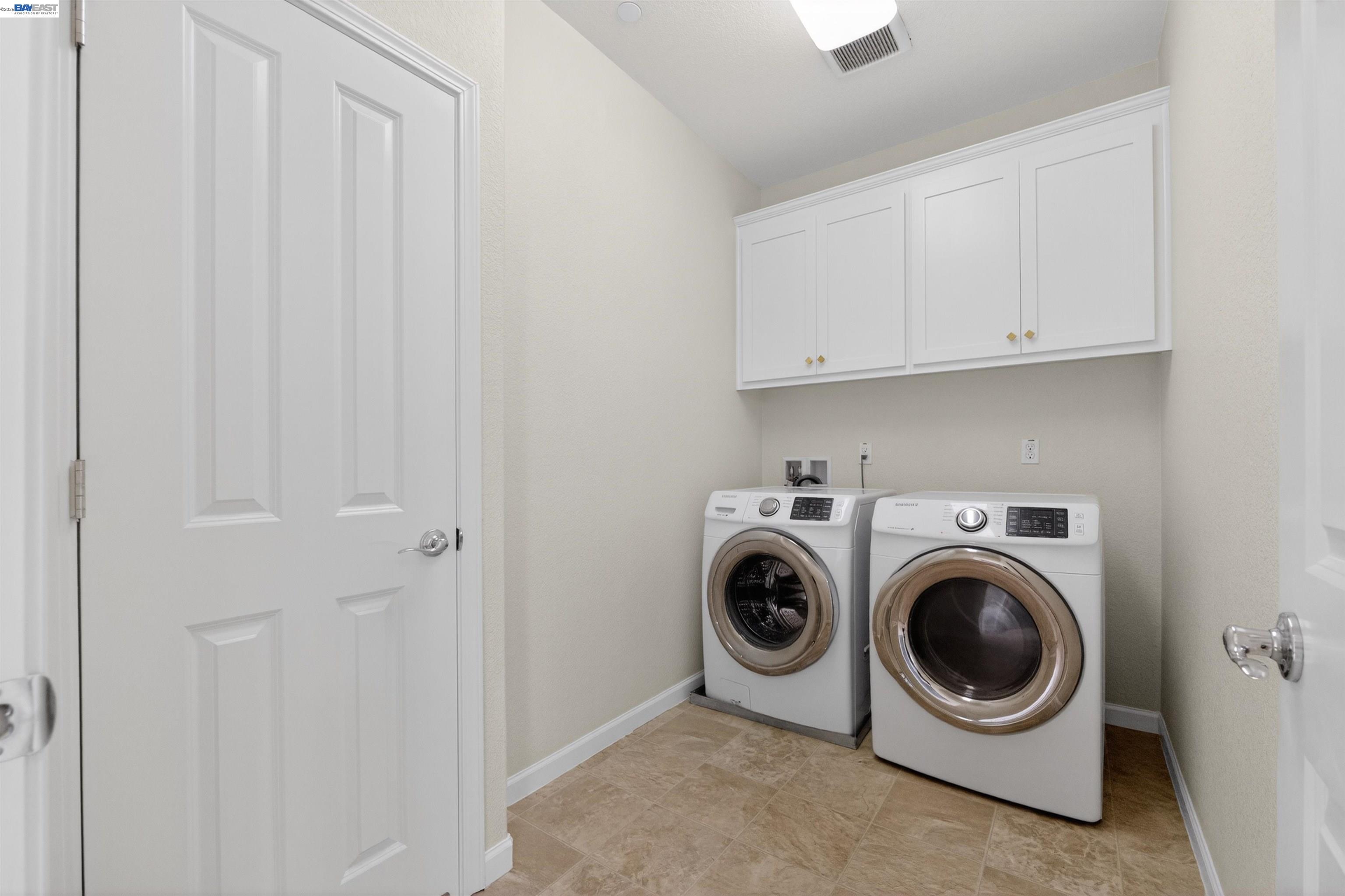 Detail Gallery Image 20 of 22 For 1005 S Fowler Ln, Mountain House,  CA 95391 - 3 Beds | 2/1 Baths