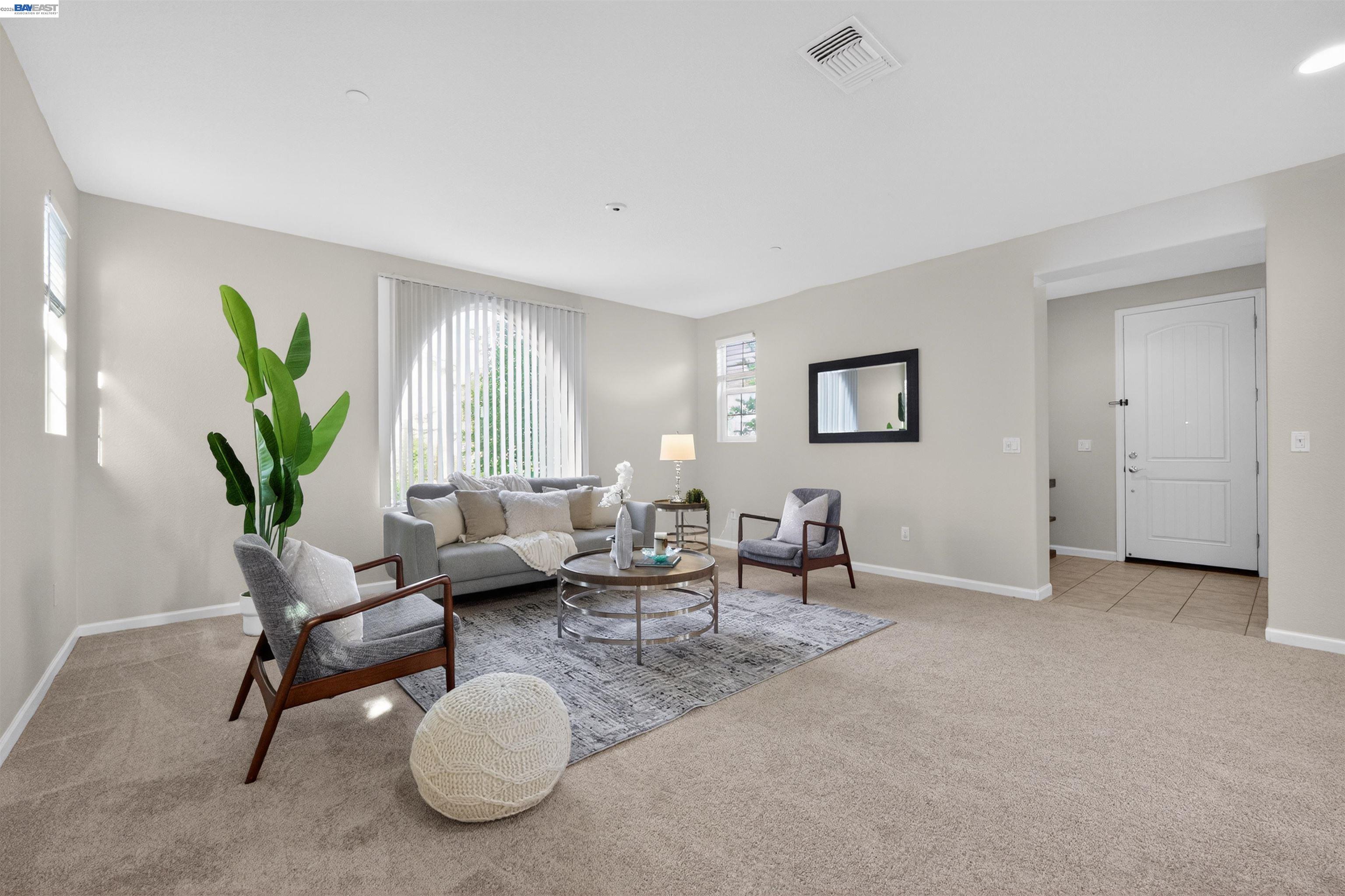 Detail Gallery Image 3 of 22 For 1005 S Fowler Ln, Mountain House,  CA 95391 - 3 Beds | 2/1 Baths