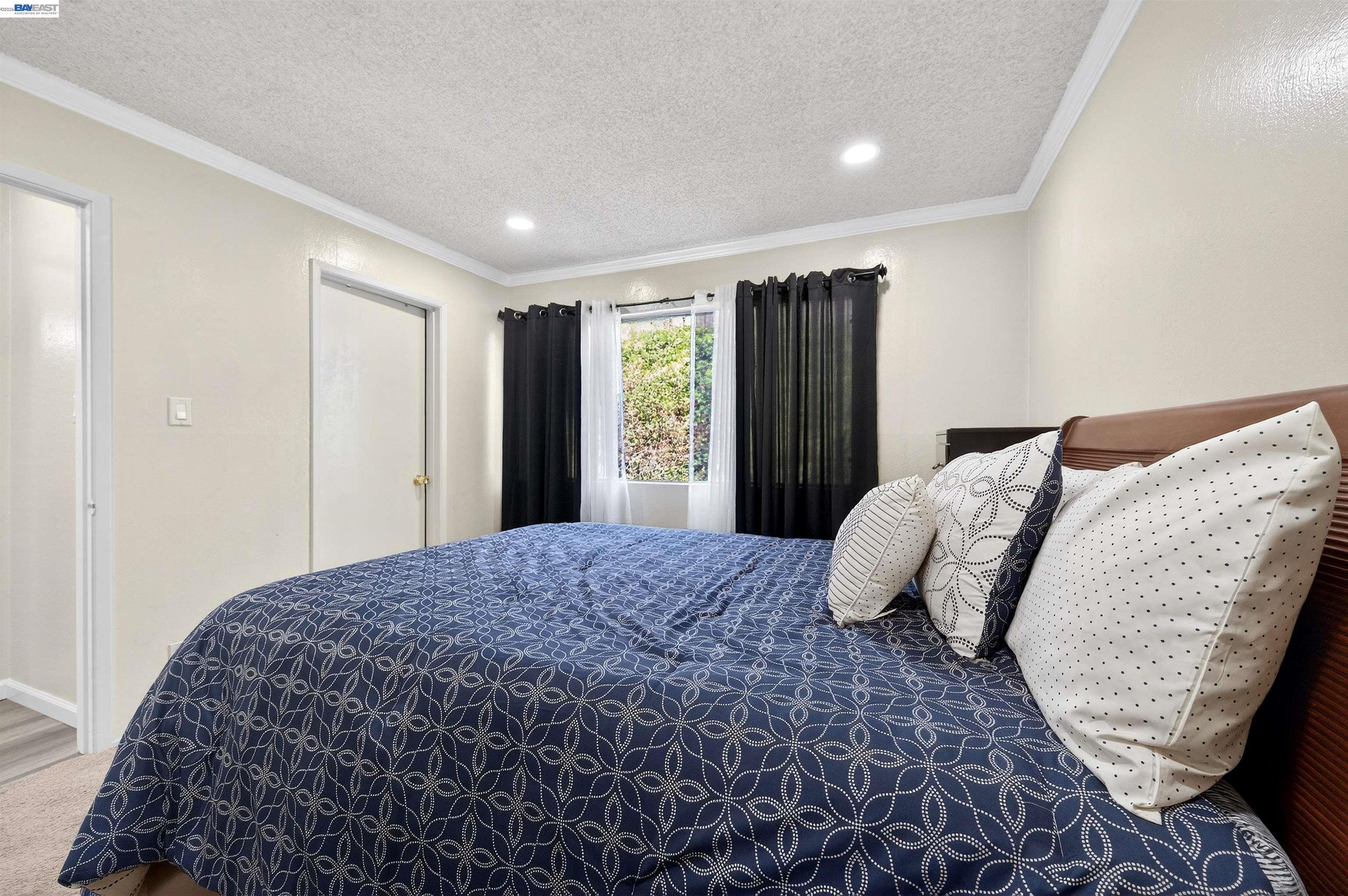 Detail Gallery Image 18 of 24 For 355 Parkview Terrace #B9,  Vallejo,  CA 94589-2378 - 1 Beds | 1 Baths