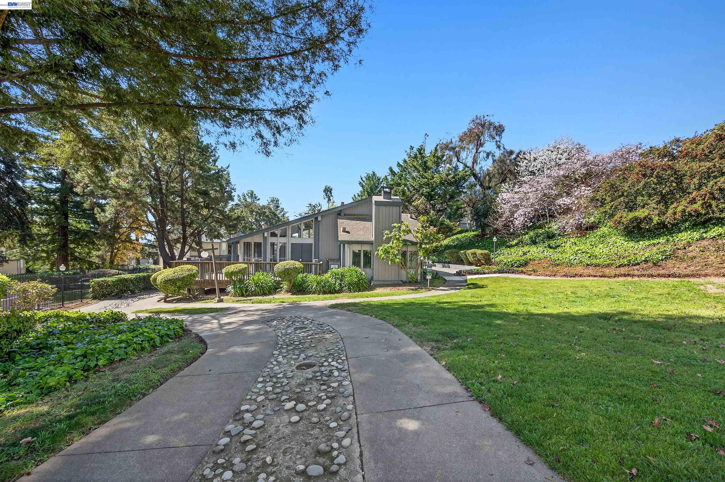 Detail Gallery Image 20 of 24 For 355 Parkview Terrace #B9,  Vallejo,  CA 94589-2378 - 1 Beds | 1 Baths