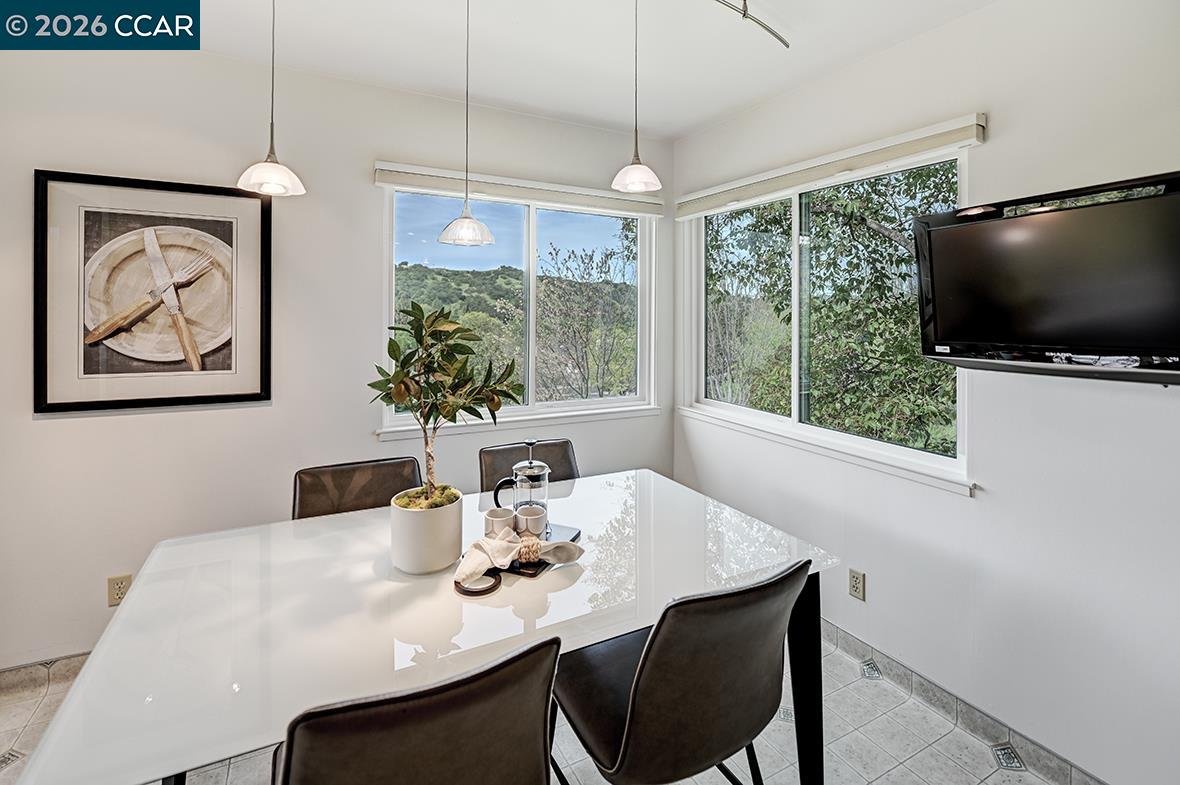 Photo #12: 41128978 Listing: Photo #12