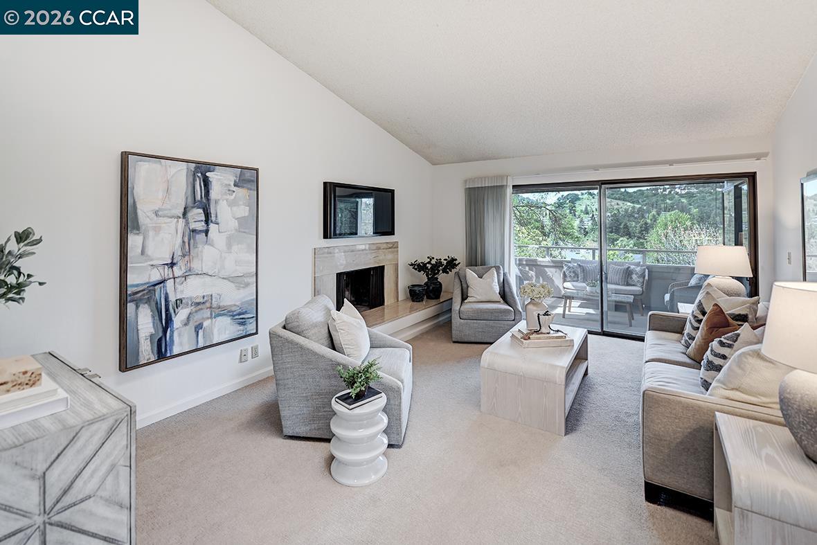 Photo #3: 41128978 Listing: Photo #3