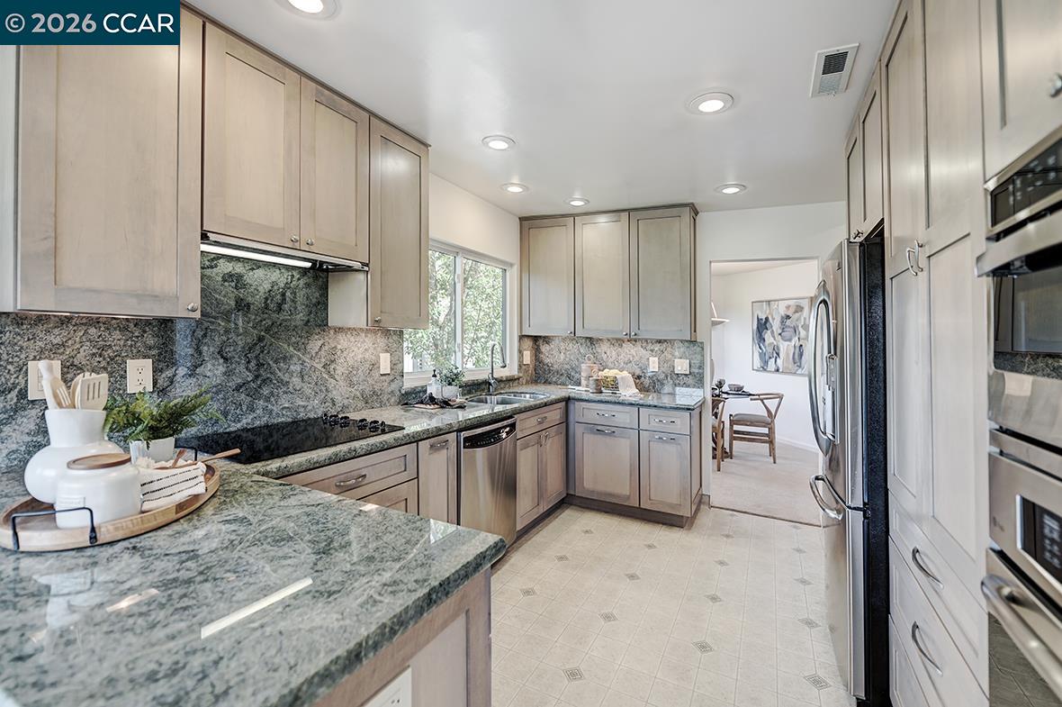 Photo #21: 41128978 Listing: Photo #21