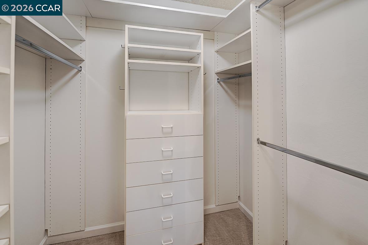 Photo #33: 41128978 Listing: Photo #33