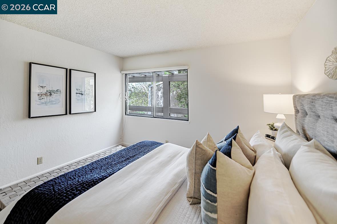 Photo #41: 41128978 Listing: Photo #41