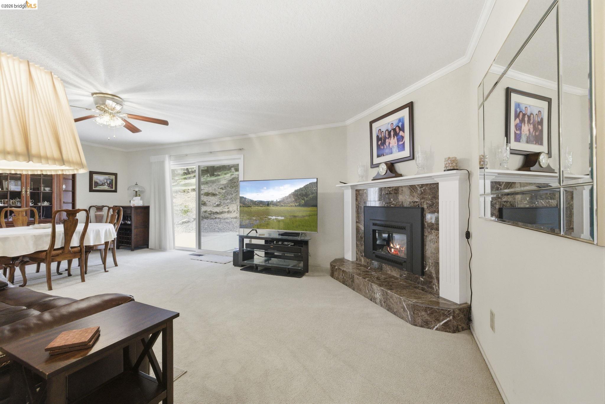 Detail Gallery Image 5 of 32 For 21955 Fallview Drive, Sonora,  CA 95370 - 3 Beds | 2 Baths