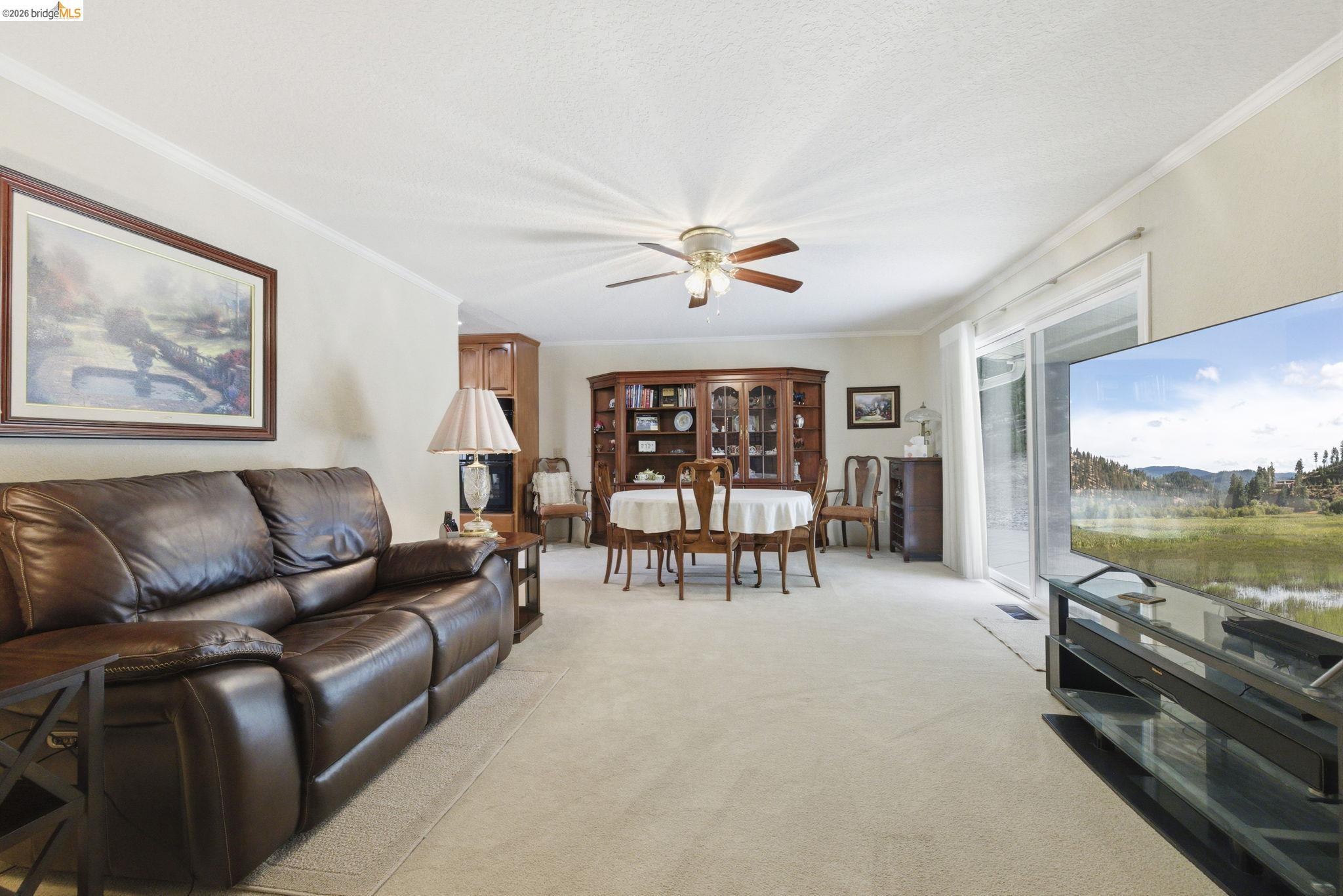 Detail Gallery Image 6 of 32 For 21955 Fallview Drive, Sonora,  CA 95370 - 3 Beds | 2 Baths