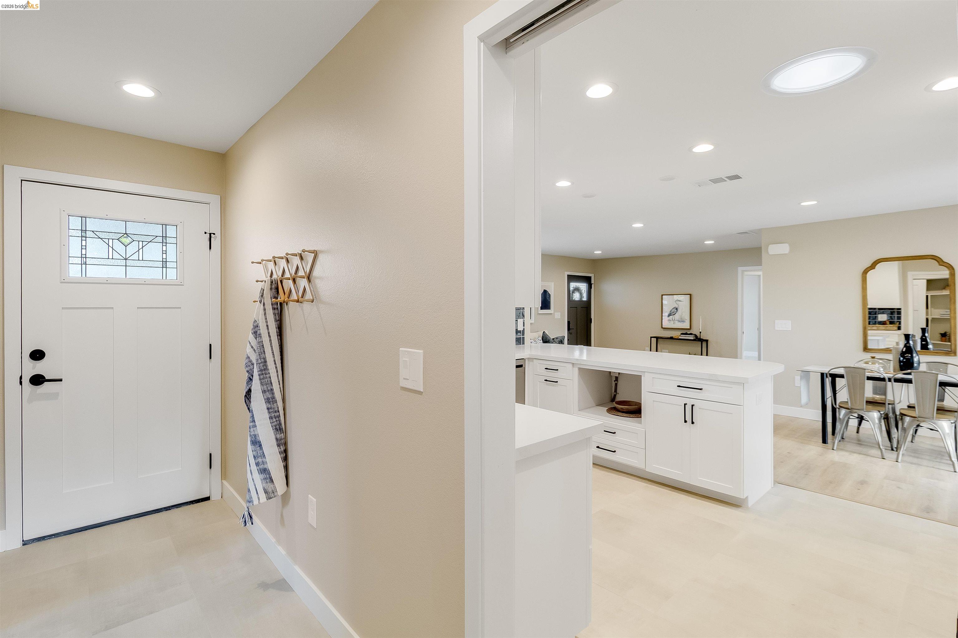 Detail Gallery Image 21 of 59 For 3015 Stevenson St, Pittsburg,  CA 94565 - 4 Beds | 2 Baths