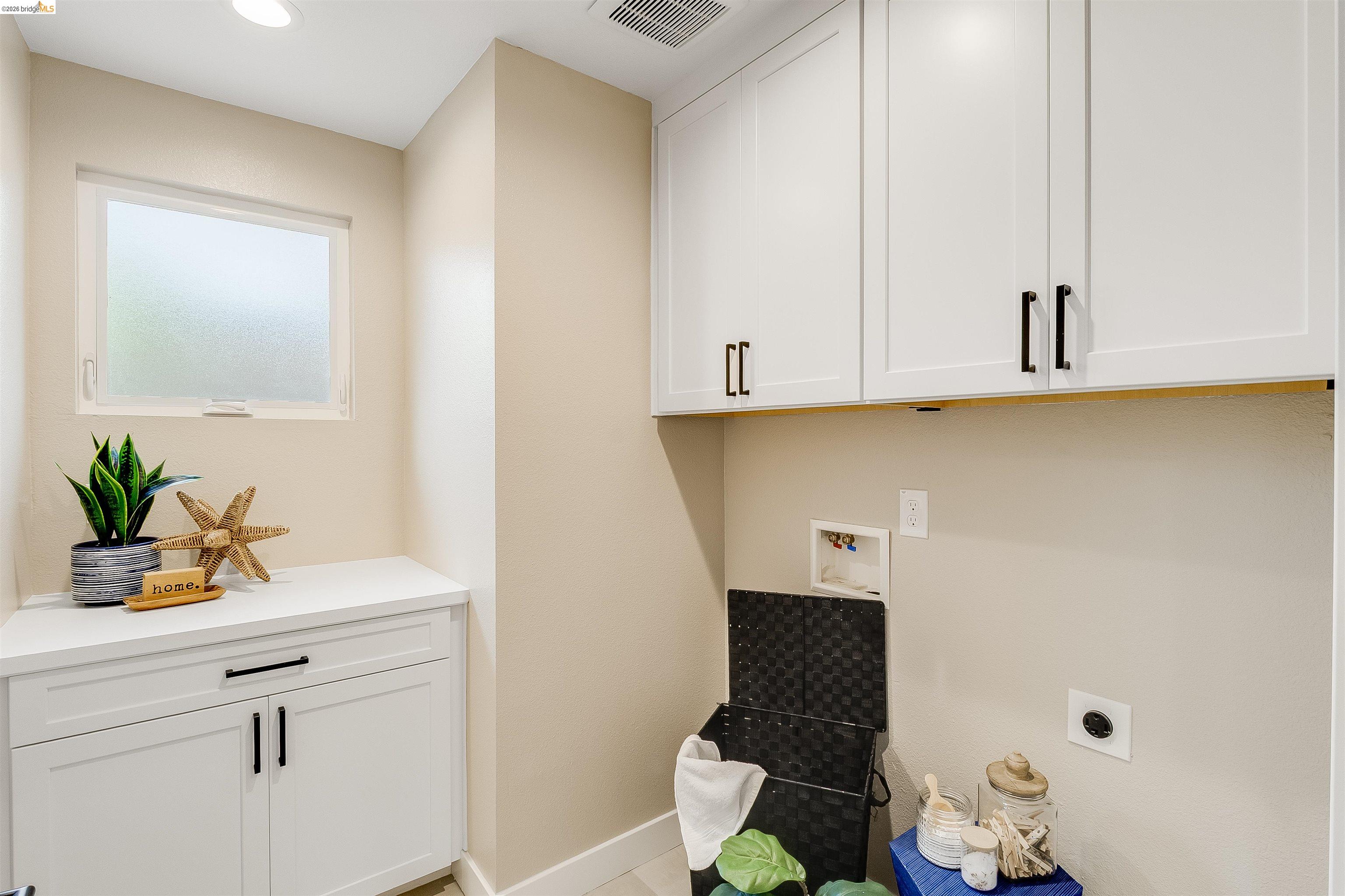 Detail Gallery Image 31 of 59 For 3015 Stevenson St, Pittsburg,  CA 94565 - 4 Beds | 2 Baths