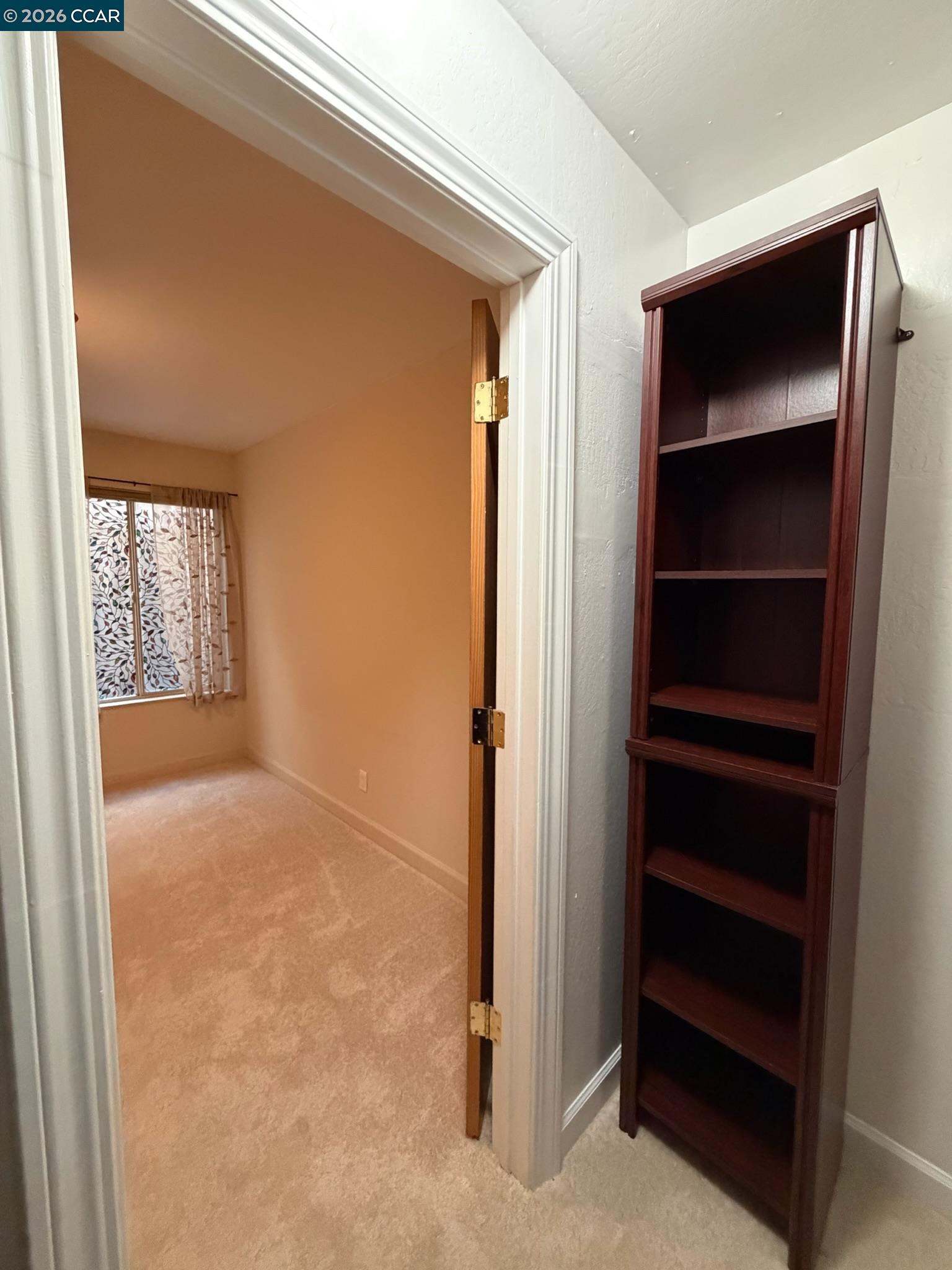 Detail Gallery Image 15 of 28 For 401 Monte Vista Ave #103,  Oakland,  CA 94611 - 1 Beds | 1 Baths