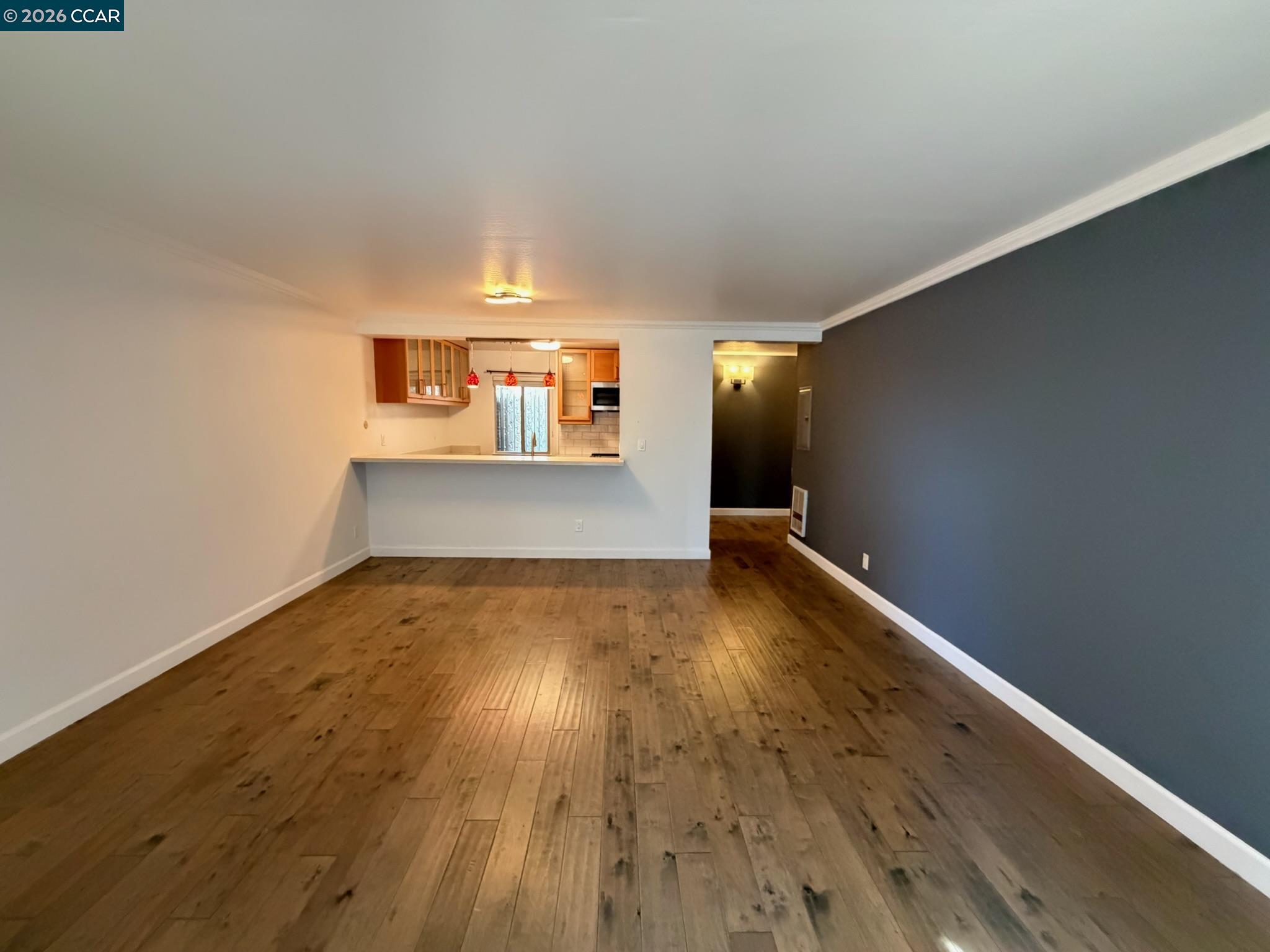 Detail Gallery Image 8 of 28 For 401 Monte Vista Ave #103,  Oakland,  CA 94611 - 1 Beds | 1 Baths
