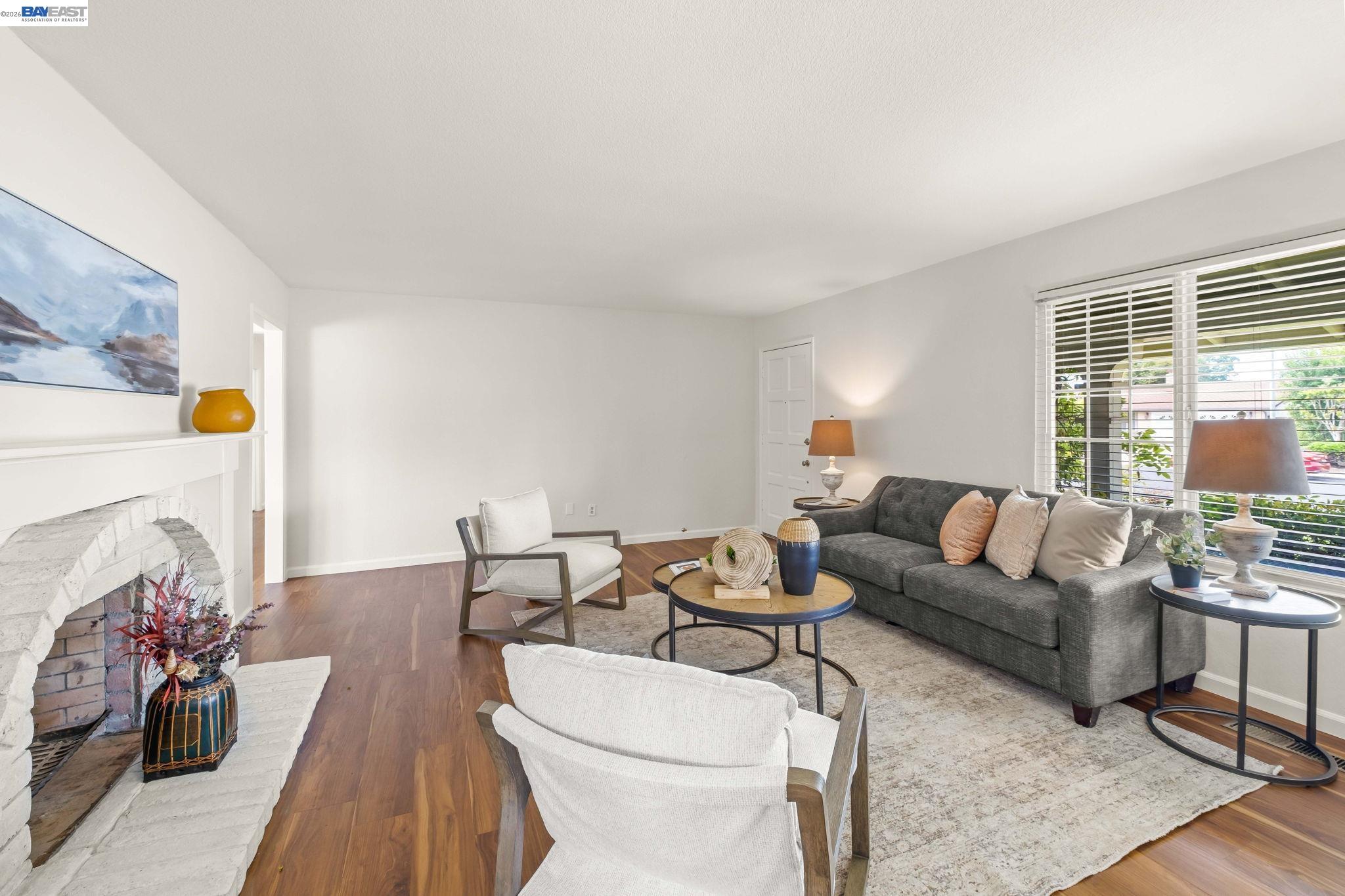 Detail Gallery Image 11 of 46 For 1166 Killarney St., Livermore,  CA 94550-5663 - 3 Beds | 2 Baths