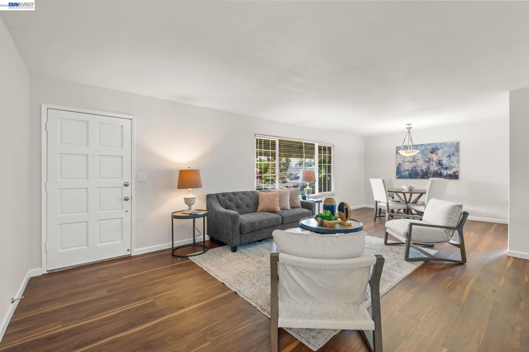 Detail Gallery Image 8 of 46 For 1166 Killarney St., Livermore,  CA 94550-5663 - 3 Beds | 2 Baths