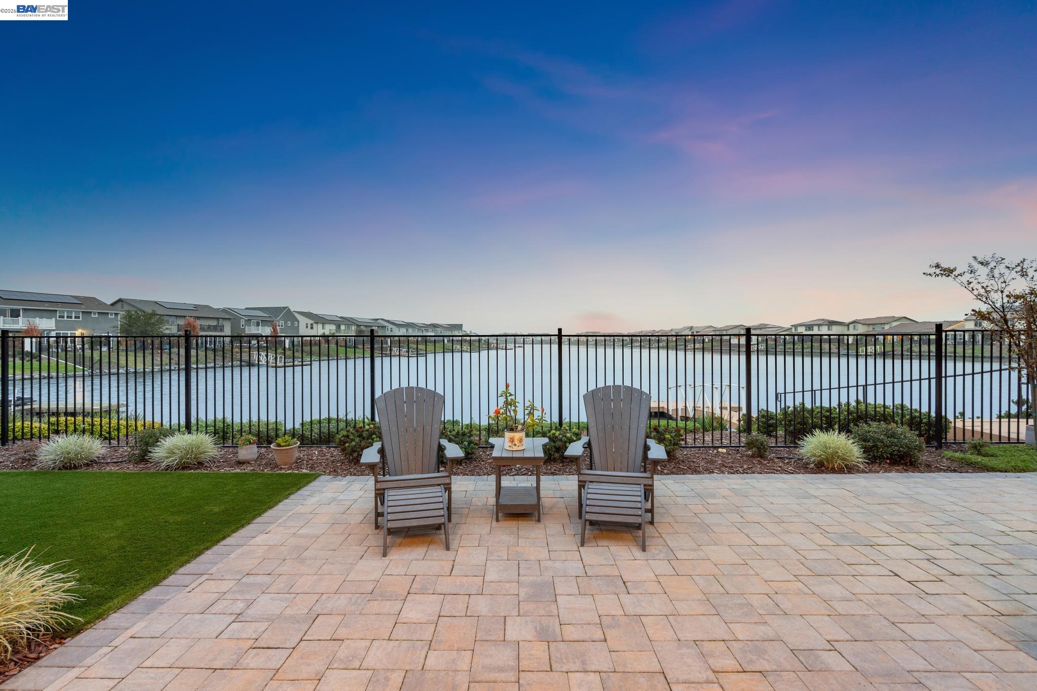 Detail Gallery Image 1 of 59 For 2827 Irish Meadow Way, Lathrop,  CA 95330 - 3 Beds | 2/1 Baths