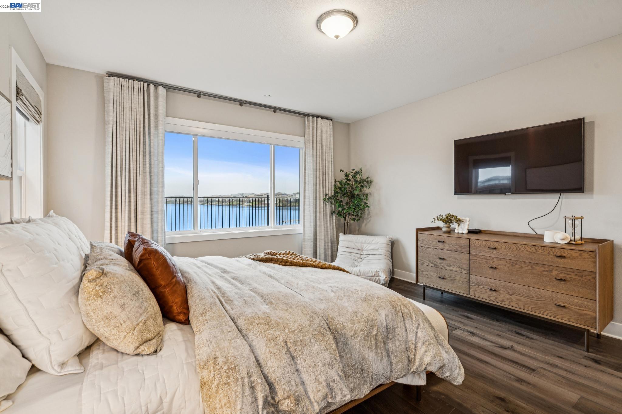 Detail Gallery Image 26 of 59 For 2827 Irish Meadow Way, Lathrop,  CA 95330 - 3 Beds | 2/1 Baths