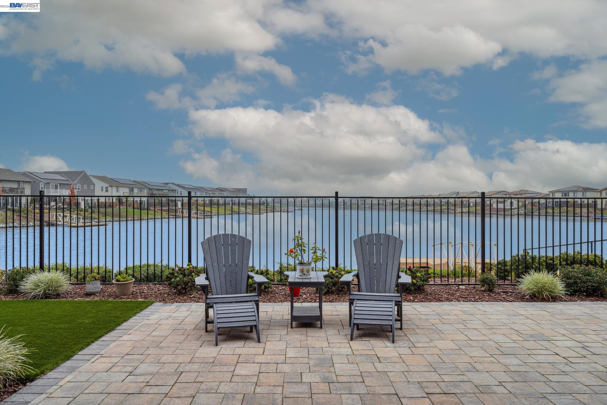 Detail Gallery Image 39 of 59 For 2827 Irish Meadow Way, Lathrop,  CA 95330 - 3 Beds | 2/1 Baths