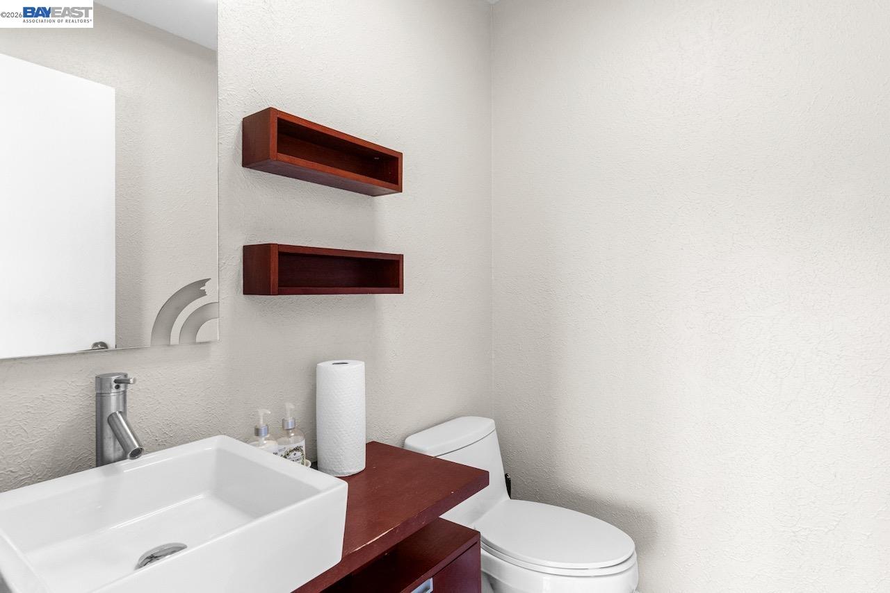 Detail Gallery Image 18 of 44 For 36671 Ponderosa Ct., Newark,  CA 94560 - 3 Beds | 2/1 Baths