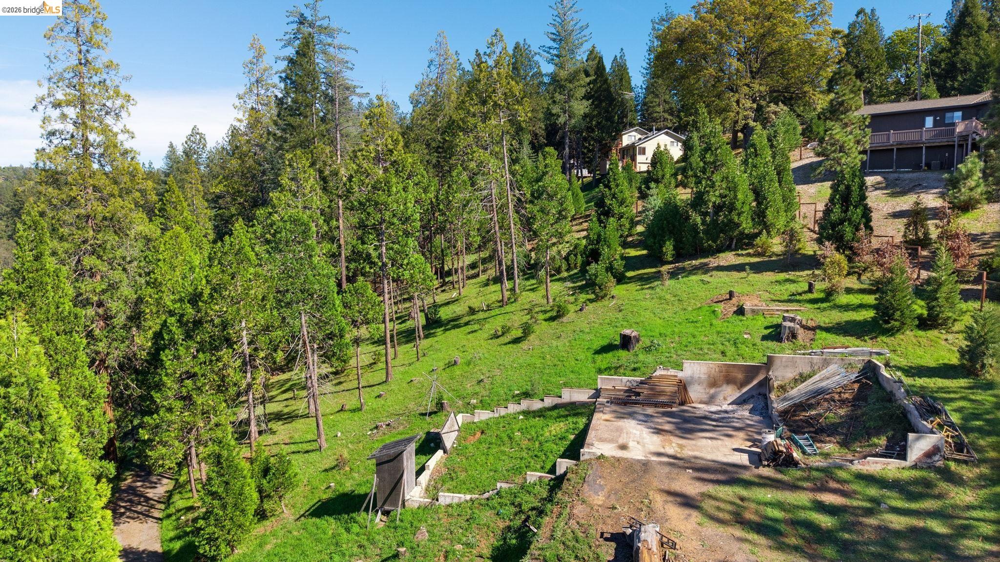 Detail Gallery Image 10 of 17 For 20169 Pine Mountain Dr, Groveland,  CA 95321 - – Beds | – Baths