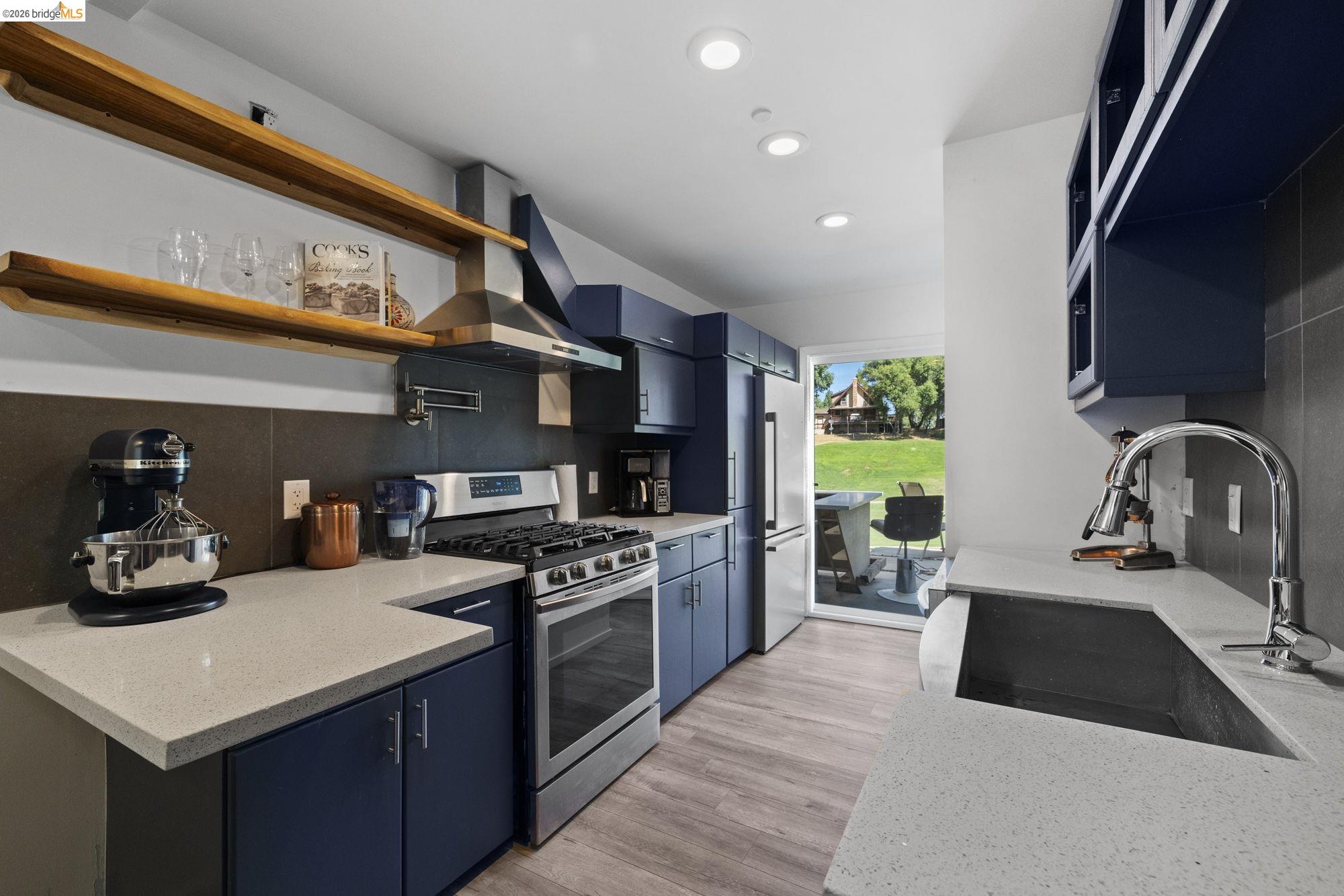 Detail Gallery Image 17 of 26 For 19032 Dyer Ct #12,  Groveland,  CA 95321 - 2 Beds | 2 Baths