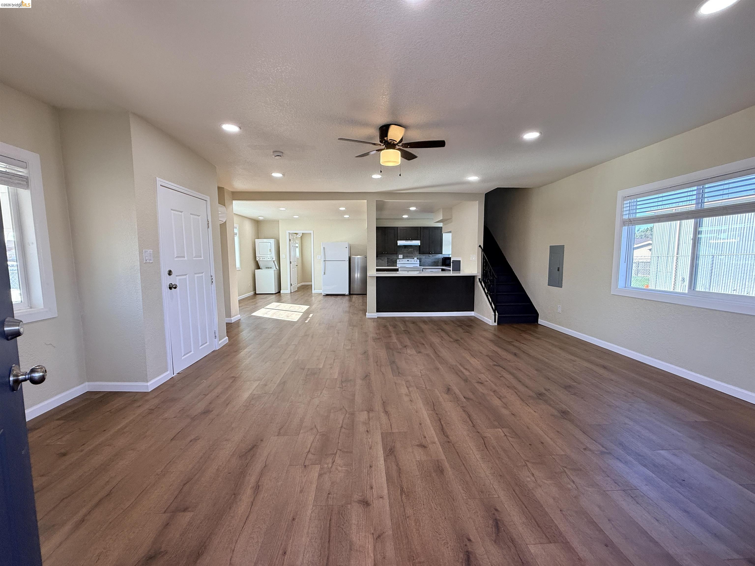 Detail Gallery Image 14 of 47 For 321 Benicia Rd, Vallejo,  CA 94590 - – Beds | – Baths