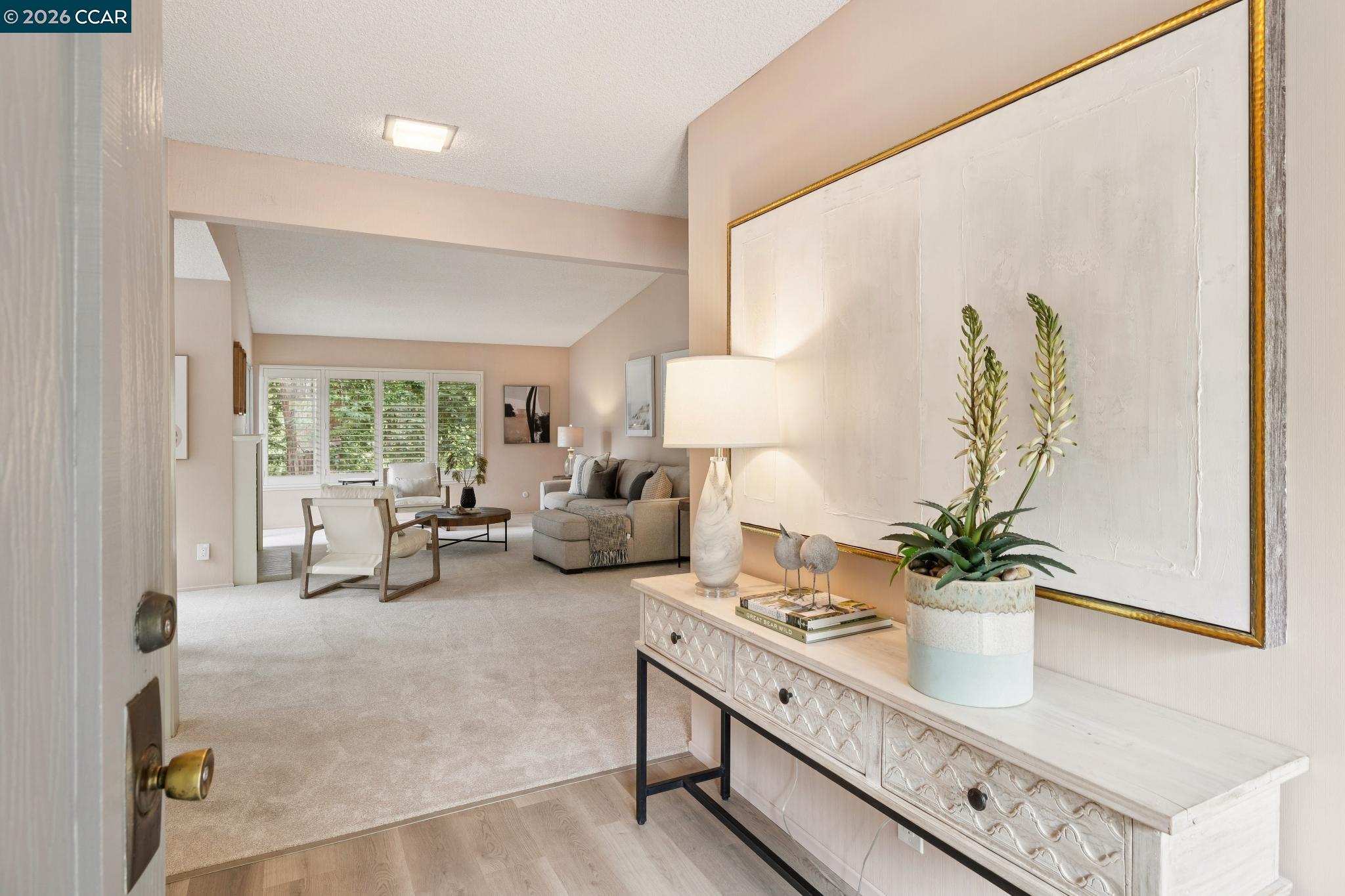 Photo #4: 41128997 Listing: Photo #4