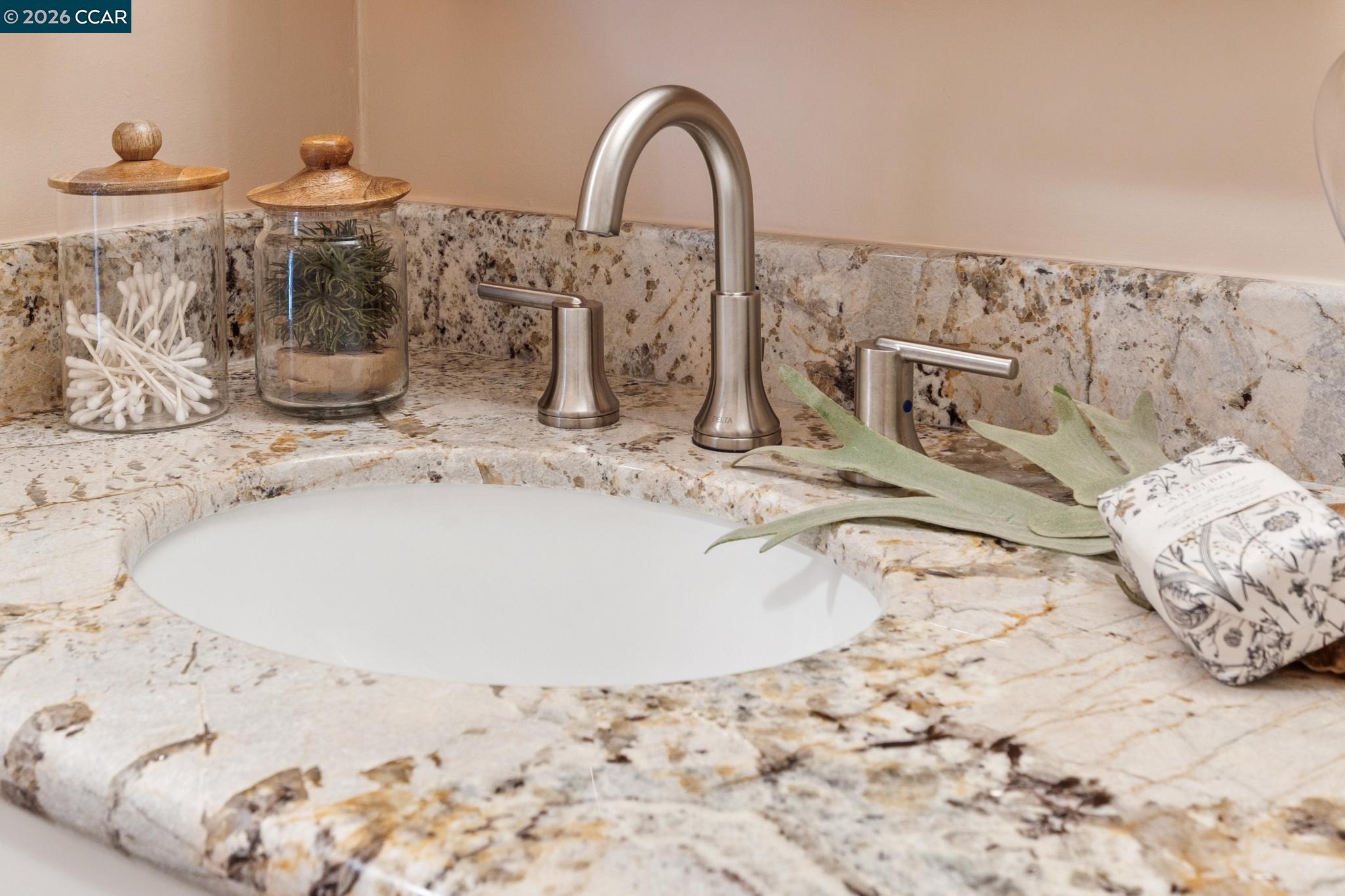 Photo #38: 41128997 Listing: Photo #38