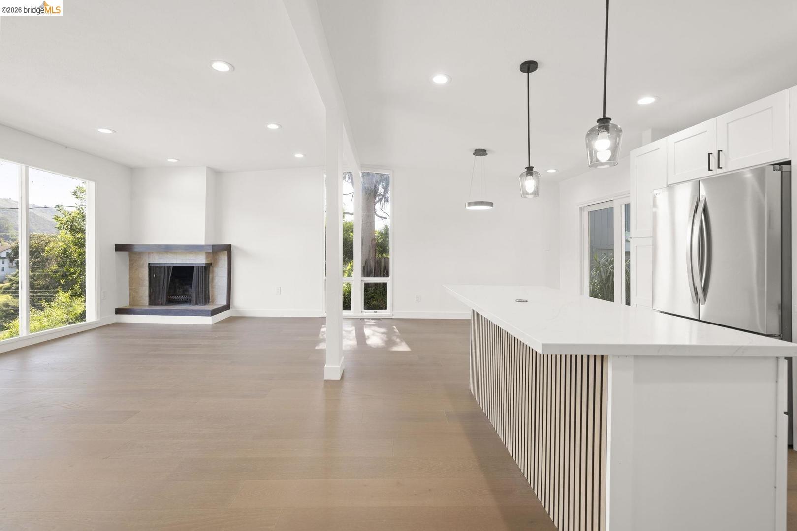 Detail Gallery Image 14 of 36 For 3409 Wyman St, Oakland,  CA 94619 - 2 Beds | 1/1 Baths