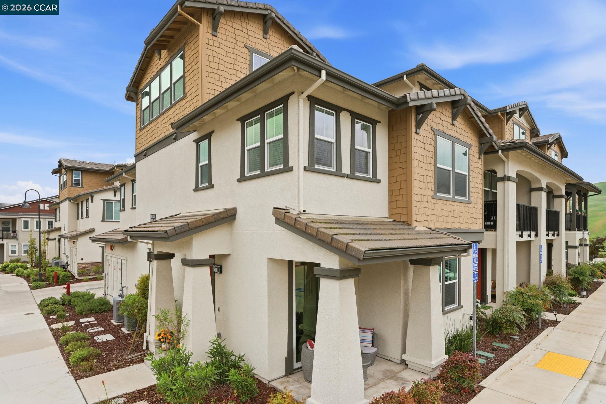 Photo #32: 41128999 Listing: Photo #32