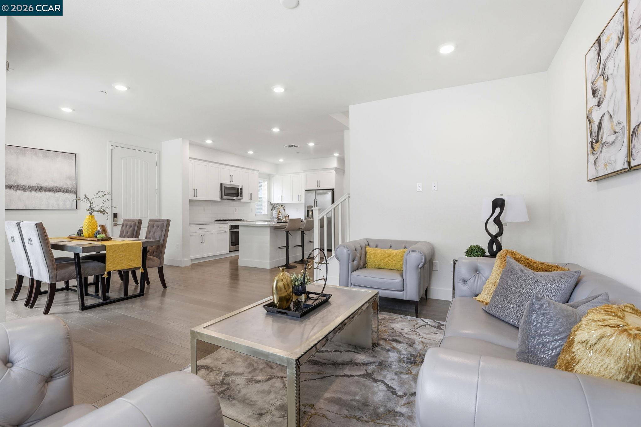 Photo #8: 41128999 Listing: Photo #8