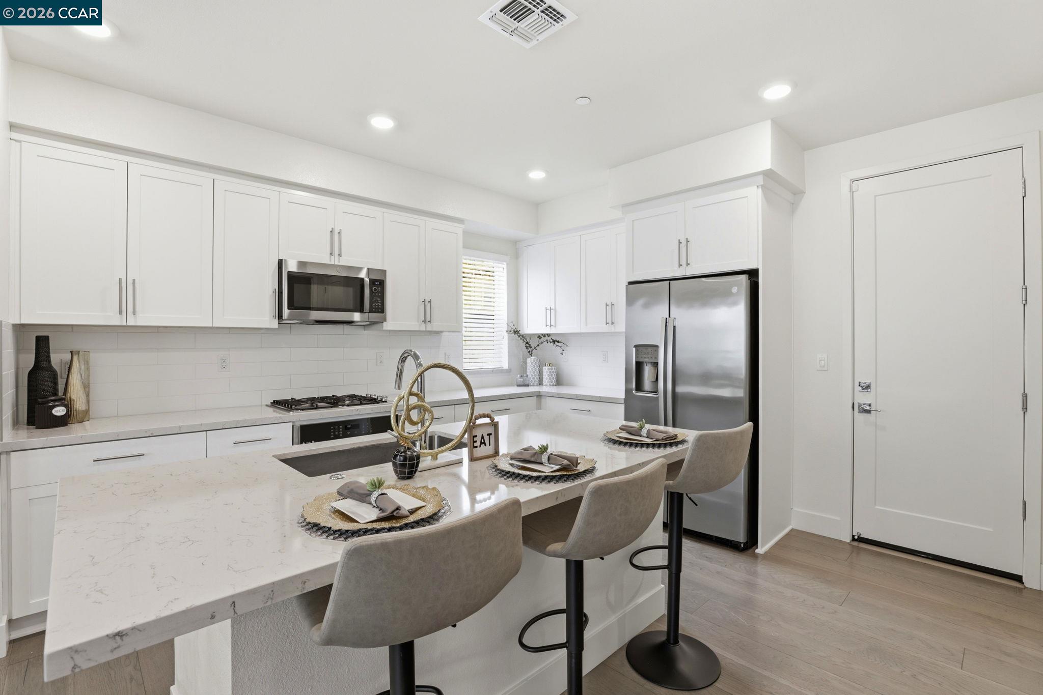 Photo #10: 41128999 Listing: Photo #10