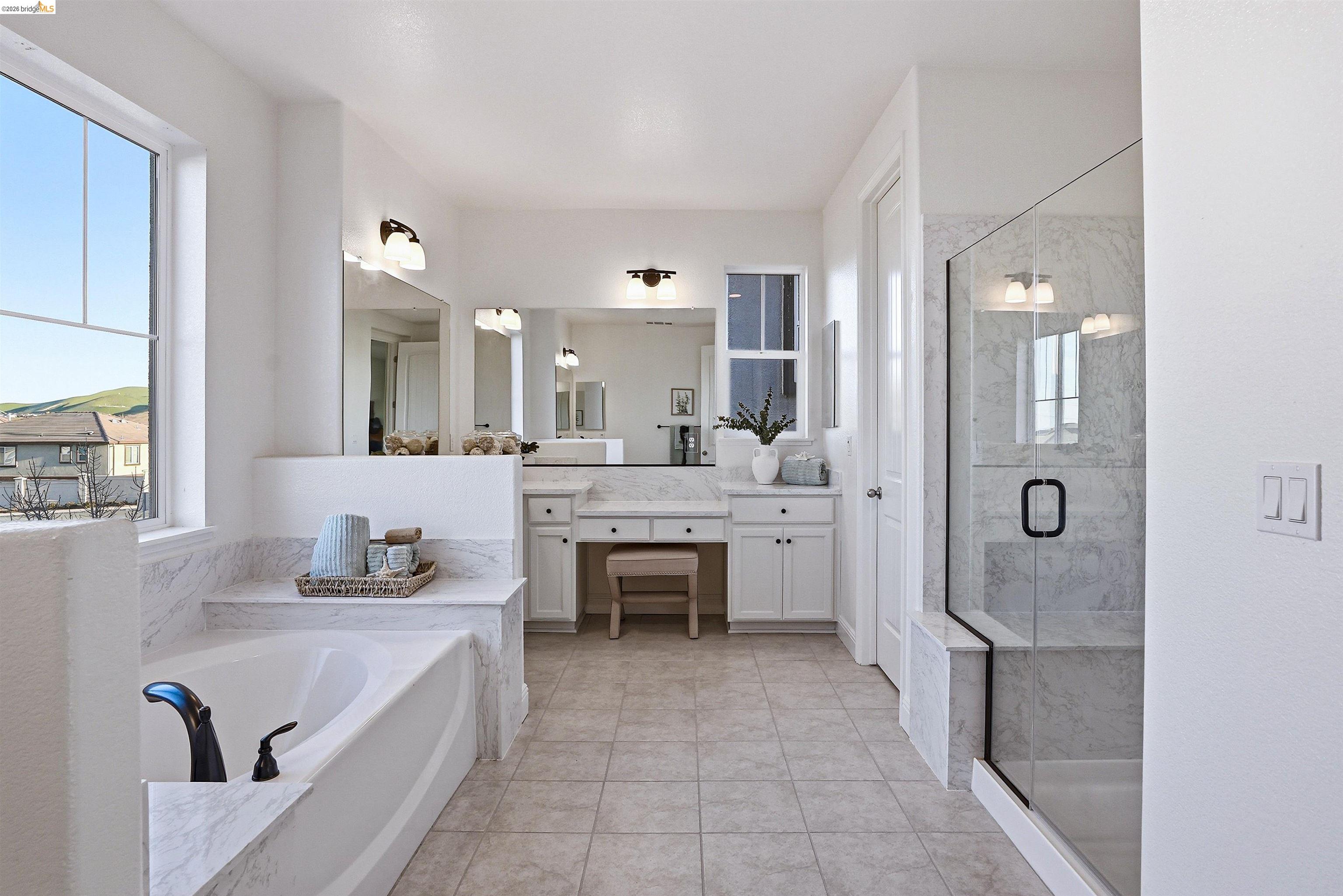 Detail Gallery Image 17 of 36 For 2525 Modena Dr, Pittsburg,  CA 94565 - 5 Beds | 3 Baths