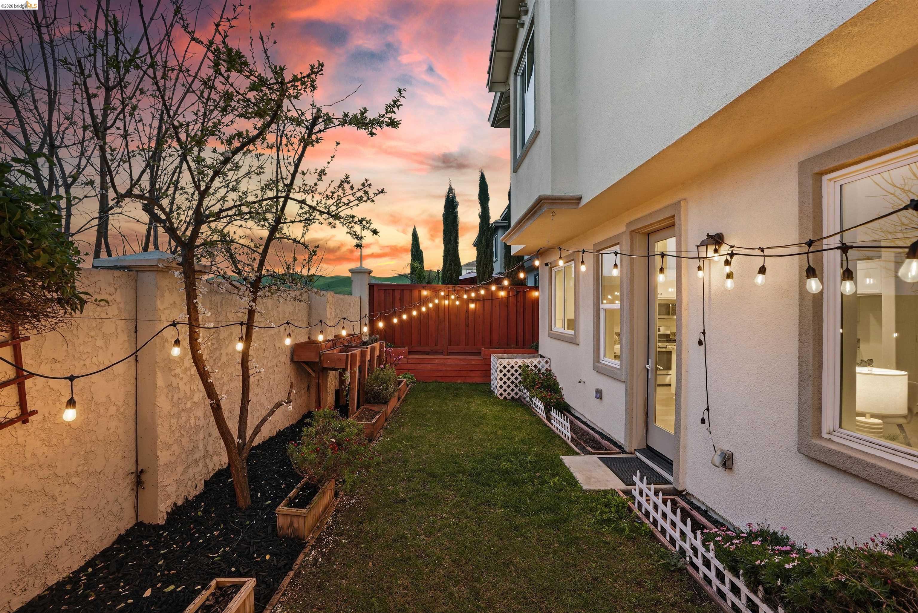 Detail Gallery Image 35 of 36 For 2525 Modena Dr, Pittsburg,  CA 94565 - 5 Beds | 3 Baths