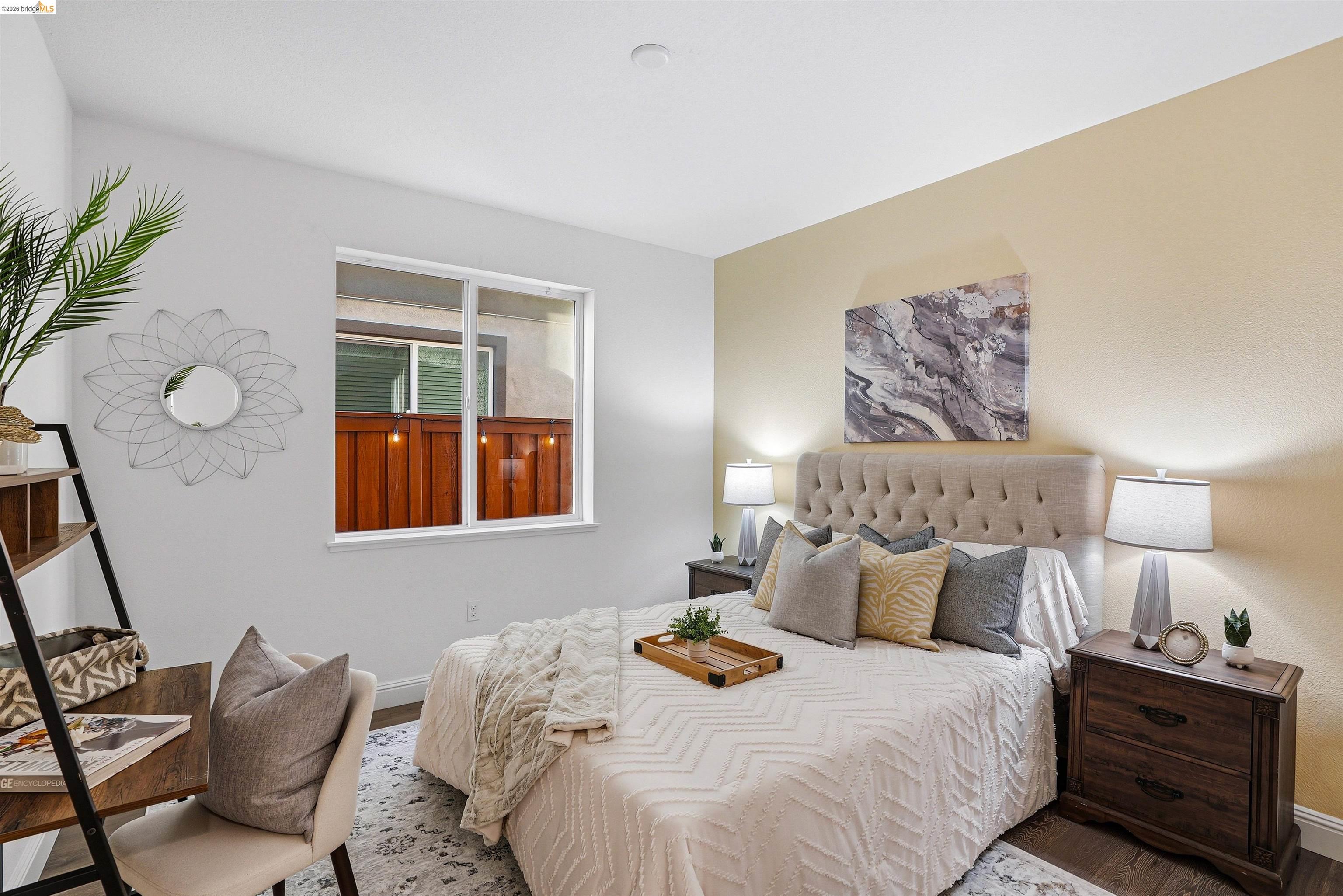 Detail Gallery Image 5 of 13 For 2525 Modena Dr, Pittsburg,  CA 94565 - 5 Beds | 3 Baths