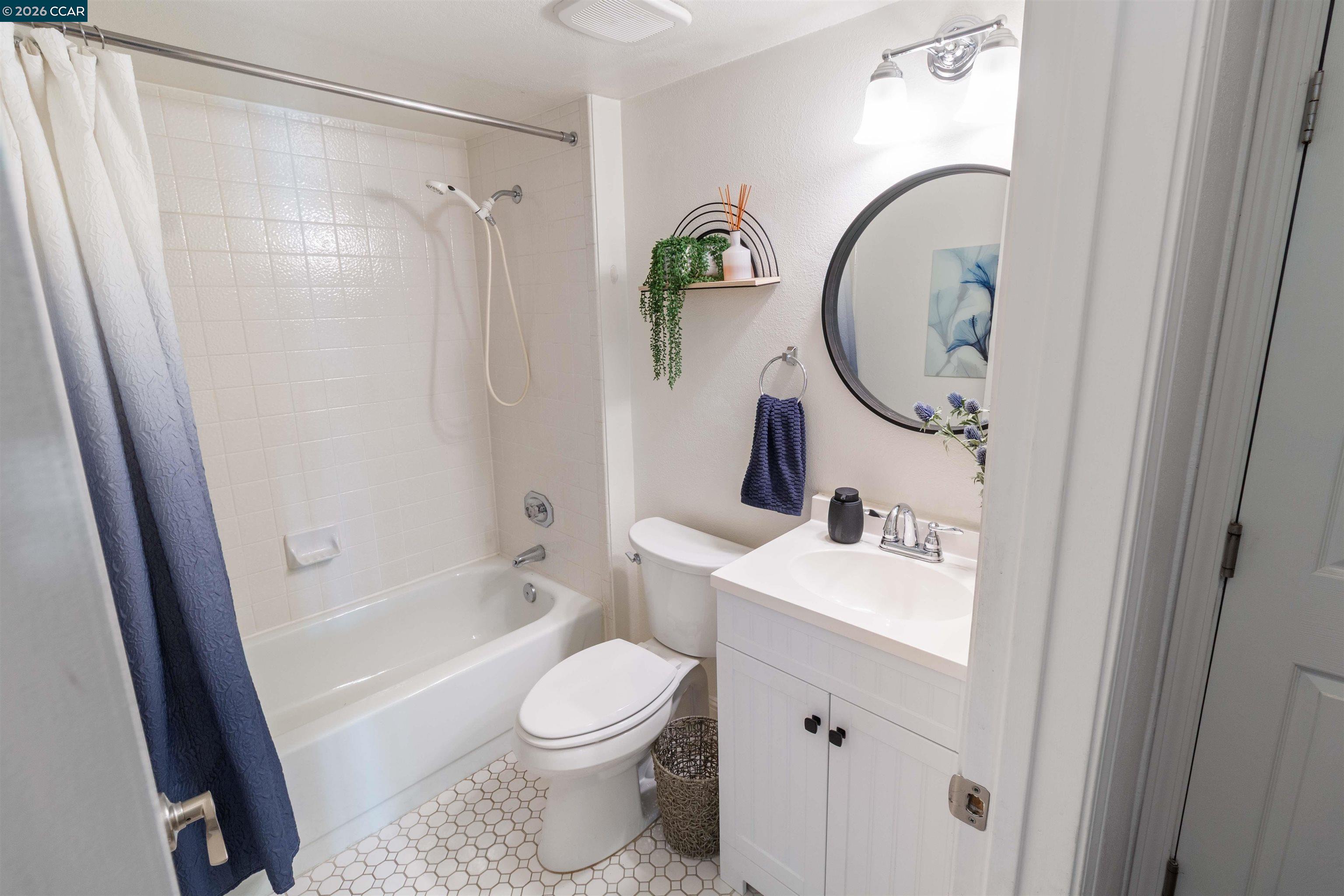 Detail Gallery Image 10 of 27 For 1515 Ohara Court, Clayton,  CA 94517 - 3 Beds | 2/1 Baths