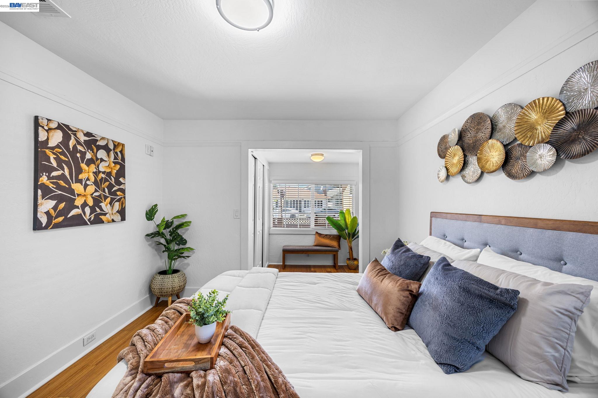 Detail Gallery Image 27 of 44 For 18286 Meekland Ave, Hayward,  CA 94541 - 3 Beds | 2 Baths