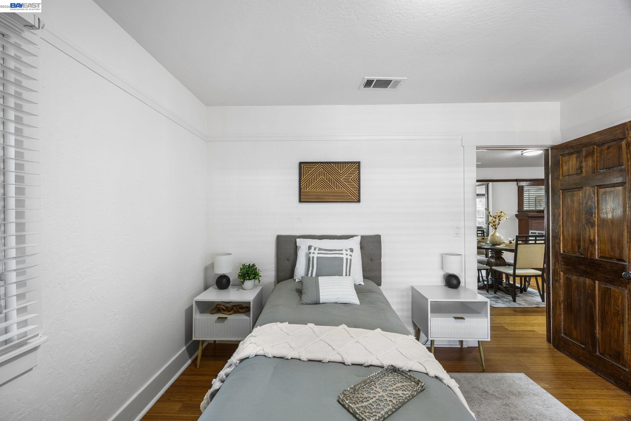 Detail Gallery Image 29 of 44 For 18286 Meekland Ave, Hayward,  CA 94541 - 3 Beds | 2 Baths