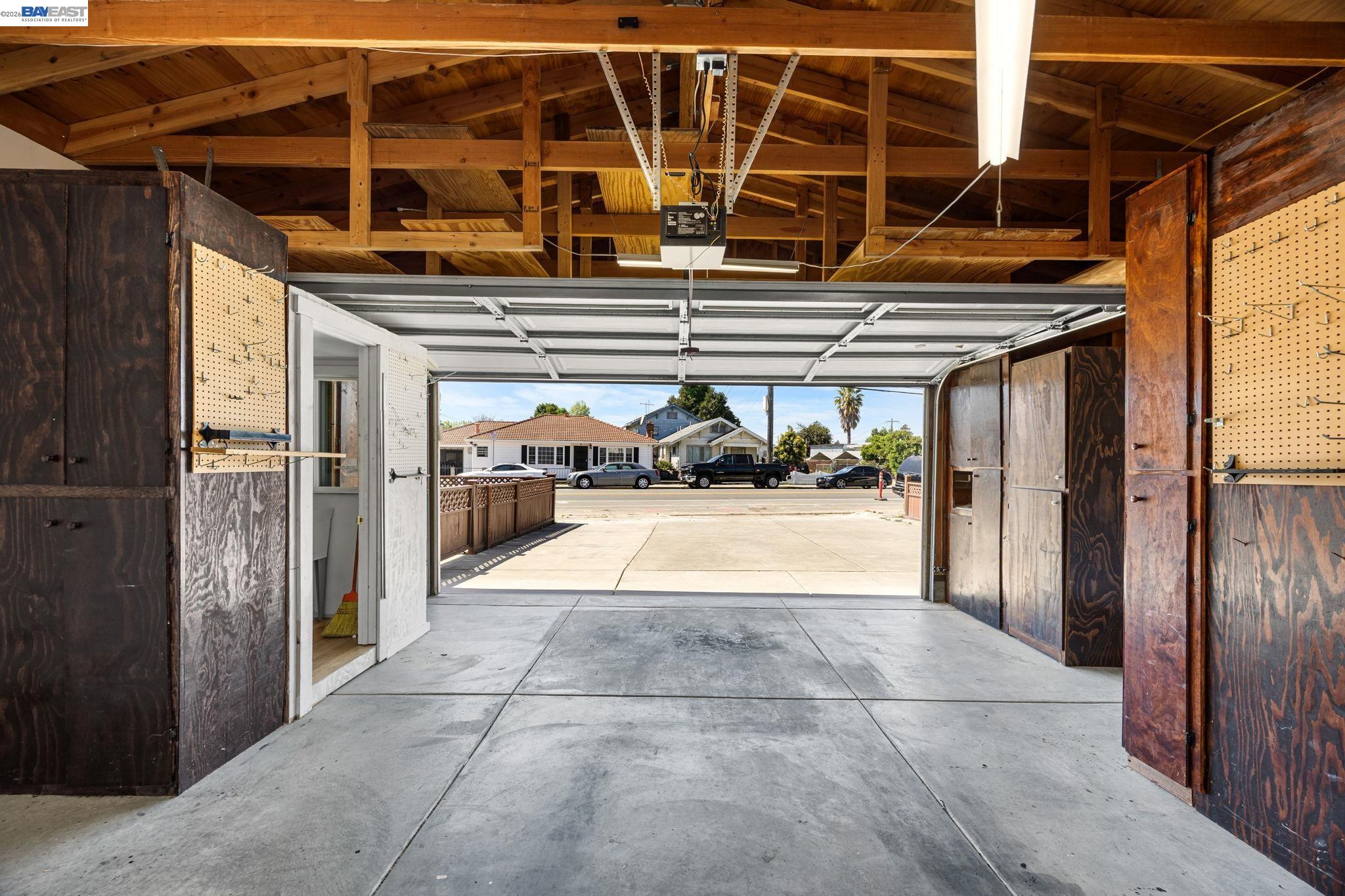 Detail Gallery Image 42 of 44 For 18286 Meekland Ave, Hayward,  CA 94541 - 3 Beds | 2 Baths