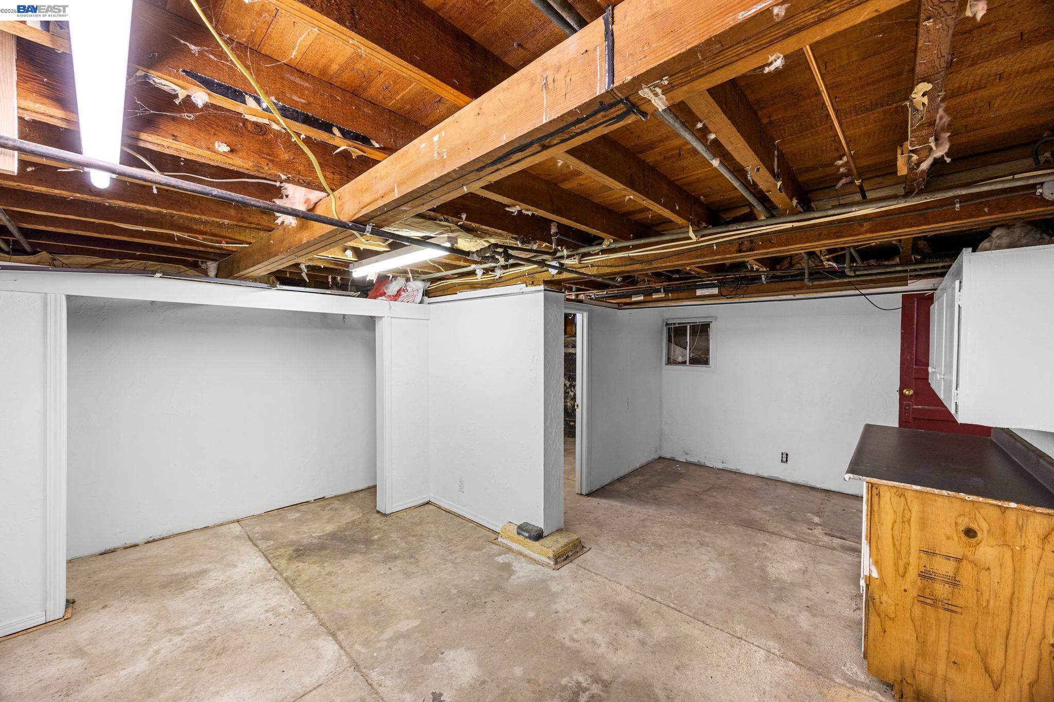 Detail Gallery Image 43 of 44 For 18286 Meekland Ave, Hayward,  CA 94541 - 3 Beds | 2 Baths