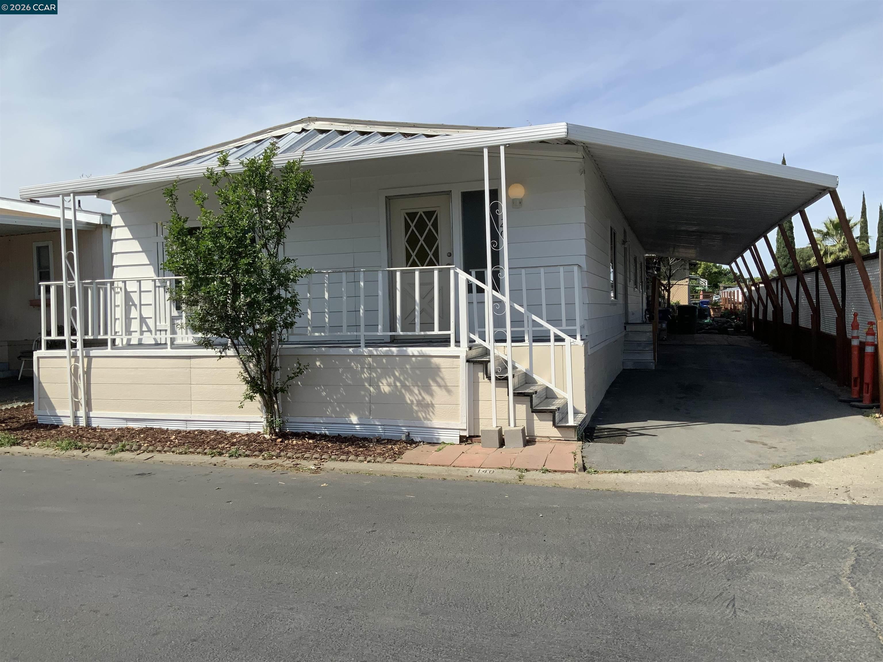 Detail Gallery Image 3 of 37 For 140 Shannon, Pittsburg,  CA 94565 - 4 Beds | 2 Baths